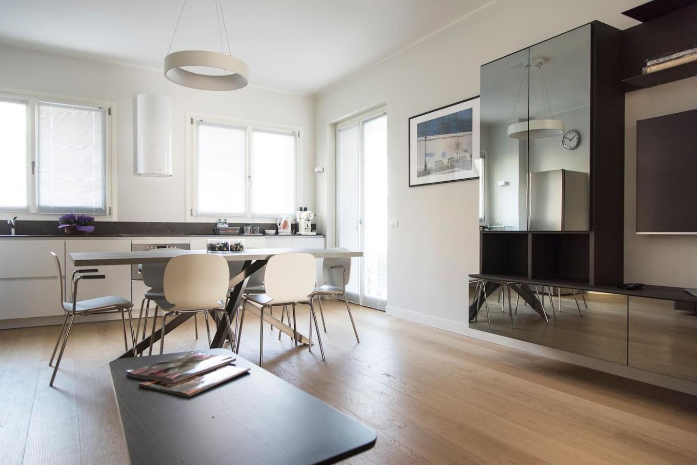 Brand new apt , City Life district
