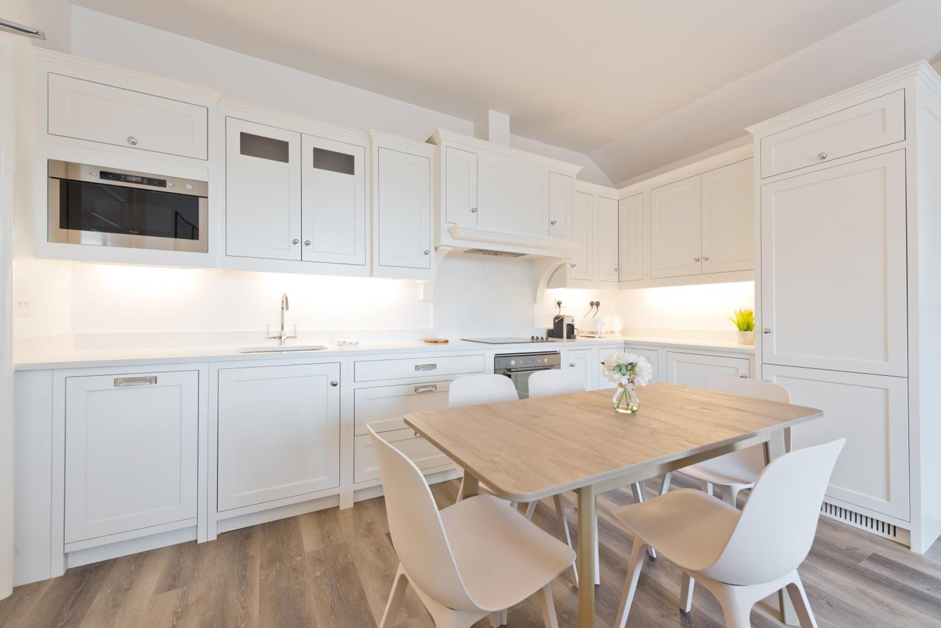 Henrietta Suites City Centre