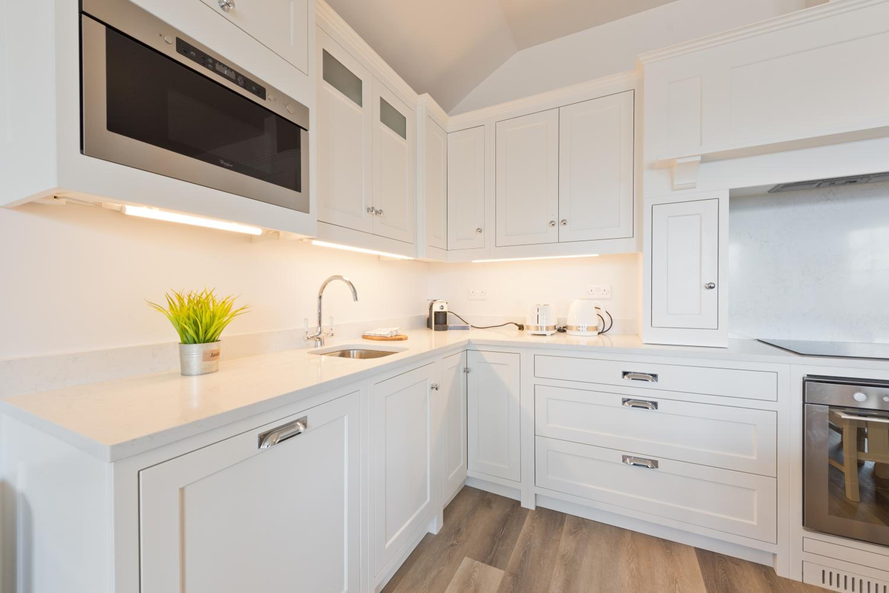 Henrietta Suites City Centre