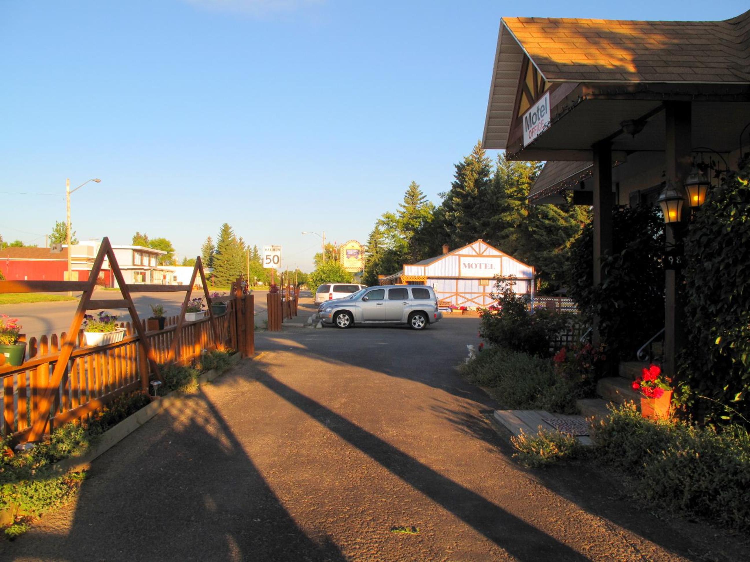 Blue Mountain Motel