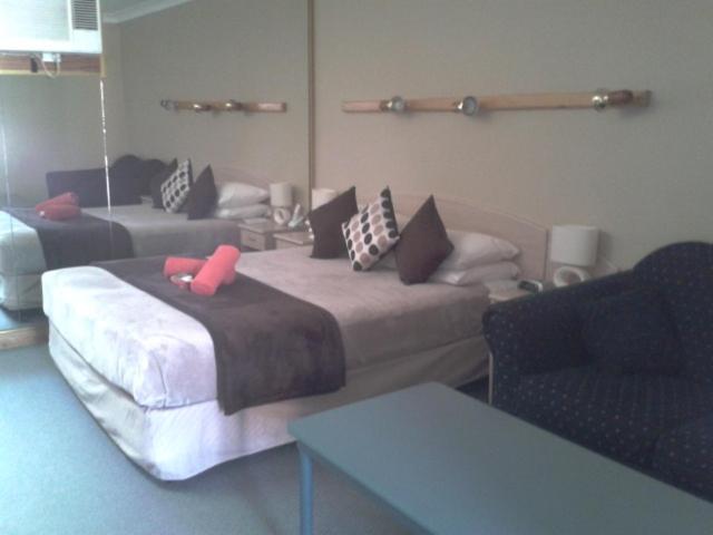 Elsinor Motor Lodge