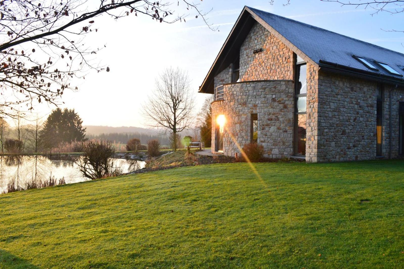 Oxygen House, long weekend special