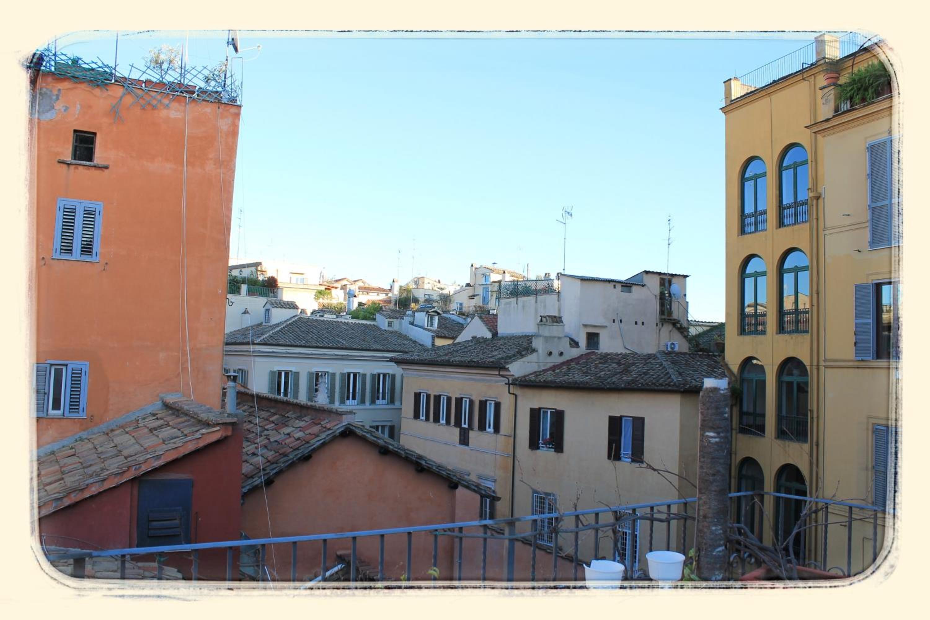 Di Rienzo Pantheon Palace