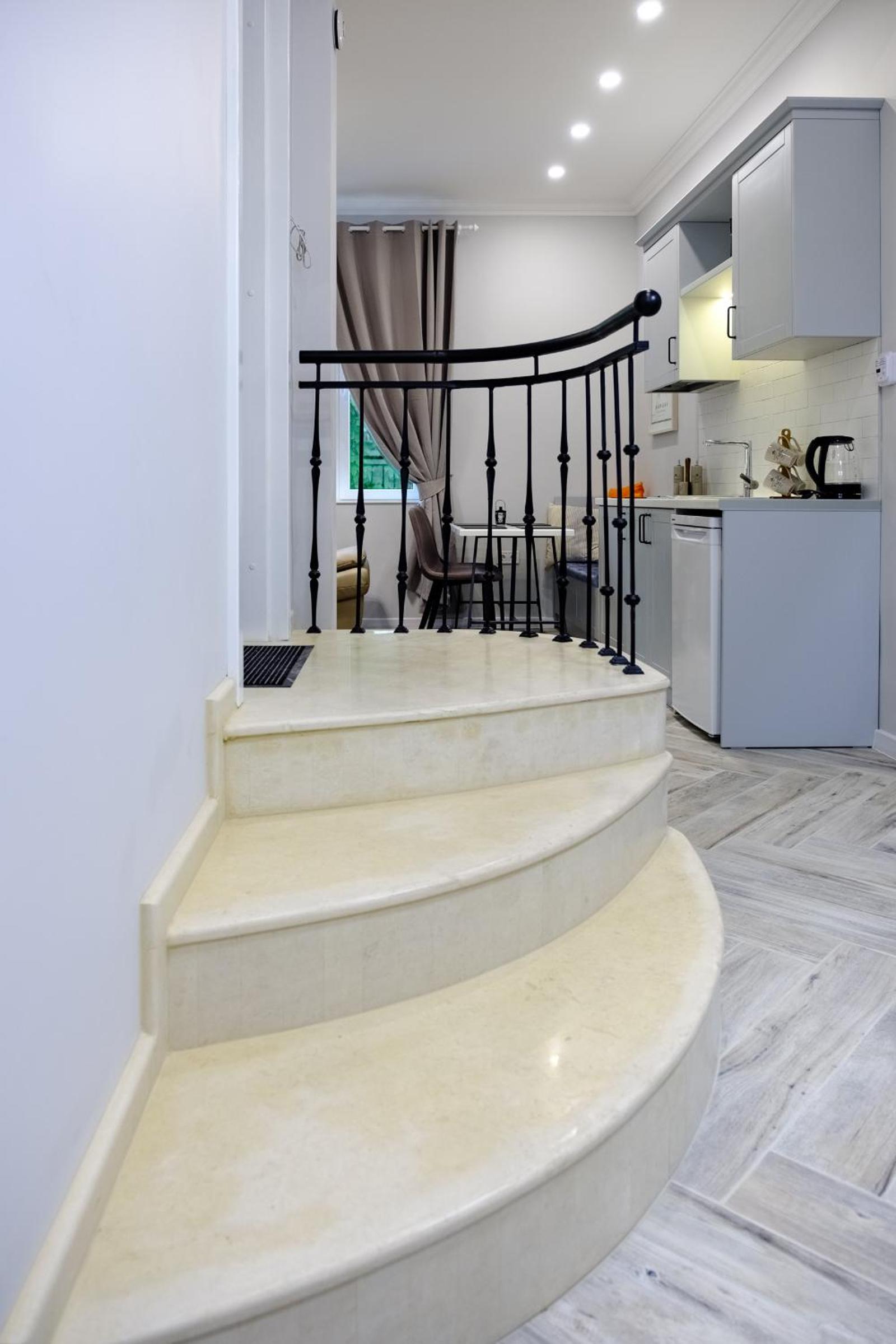 The Olive Green House - City Center - Free Parking