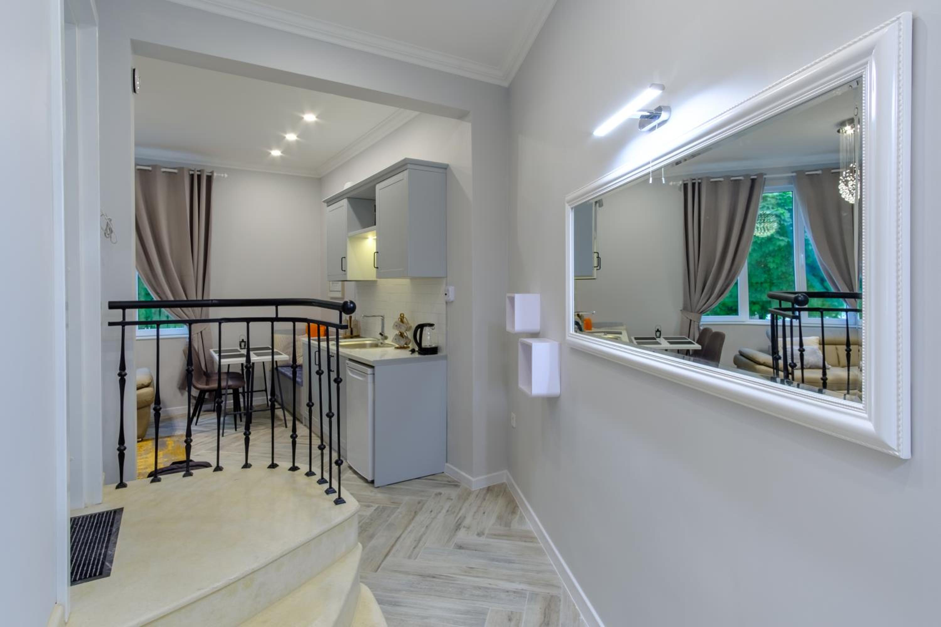 The Olive Green House - City Center - Free Parking