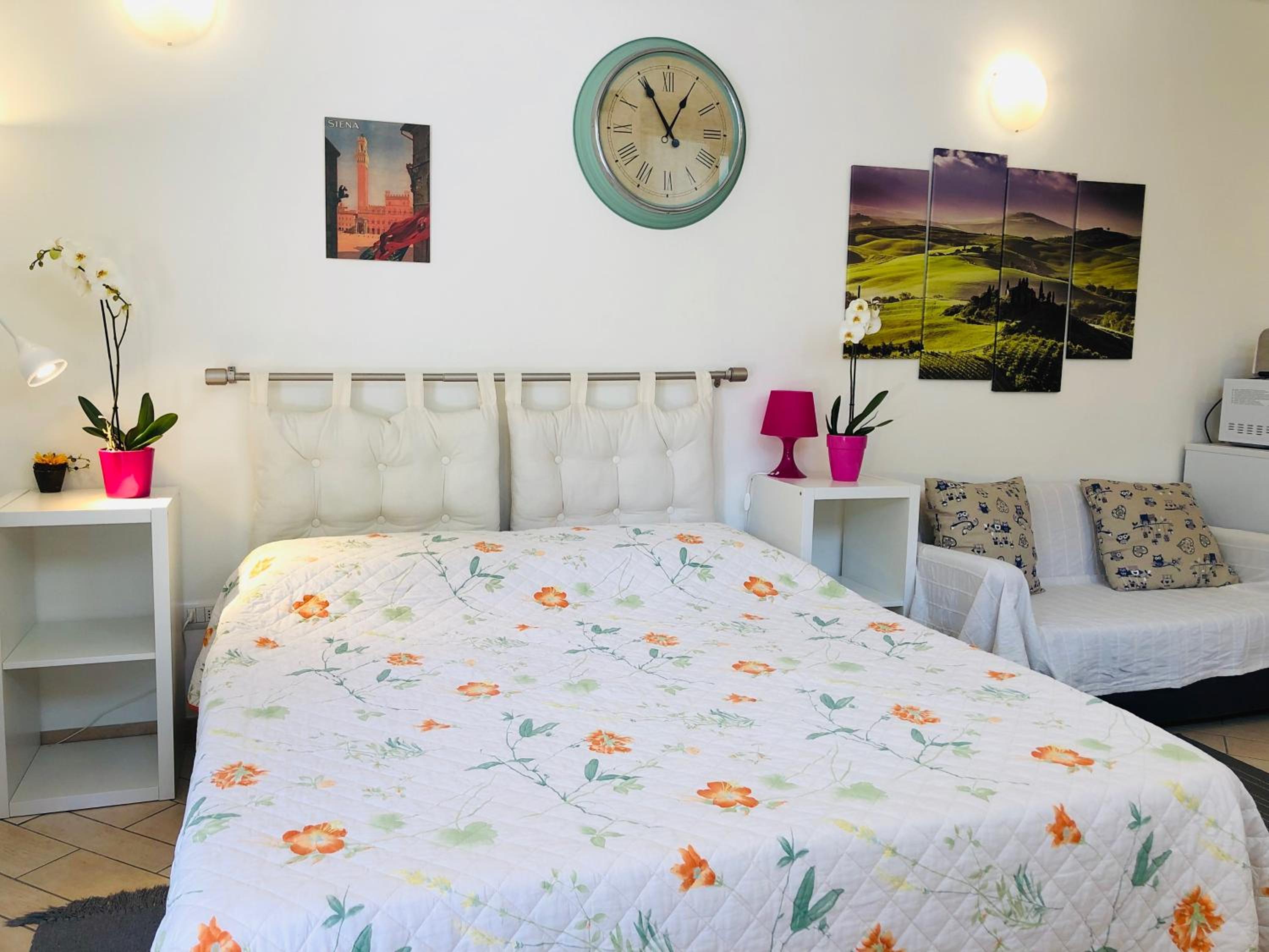 La Dolce Vita studio with free private parking view 3