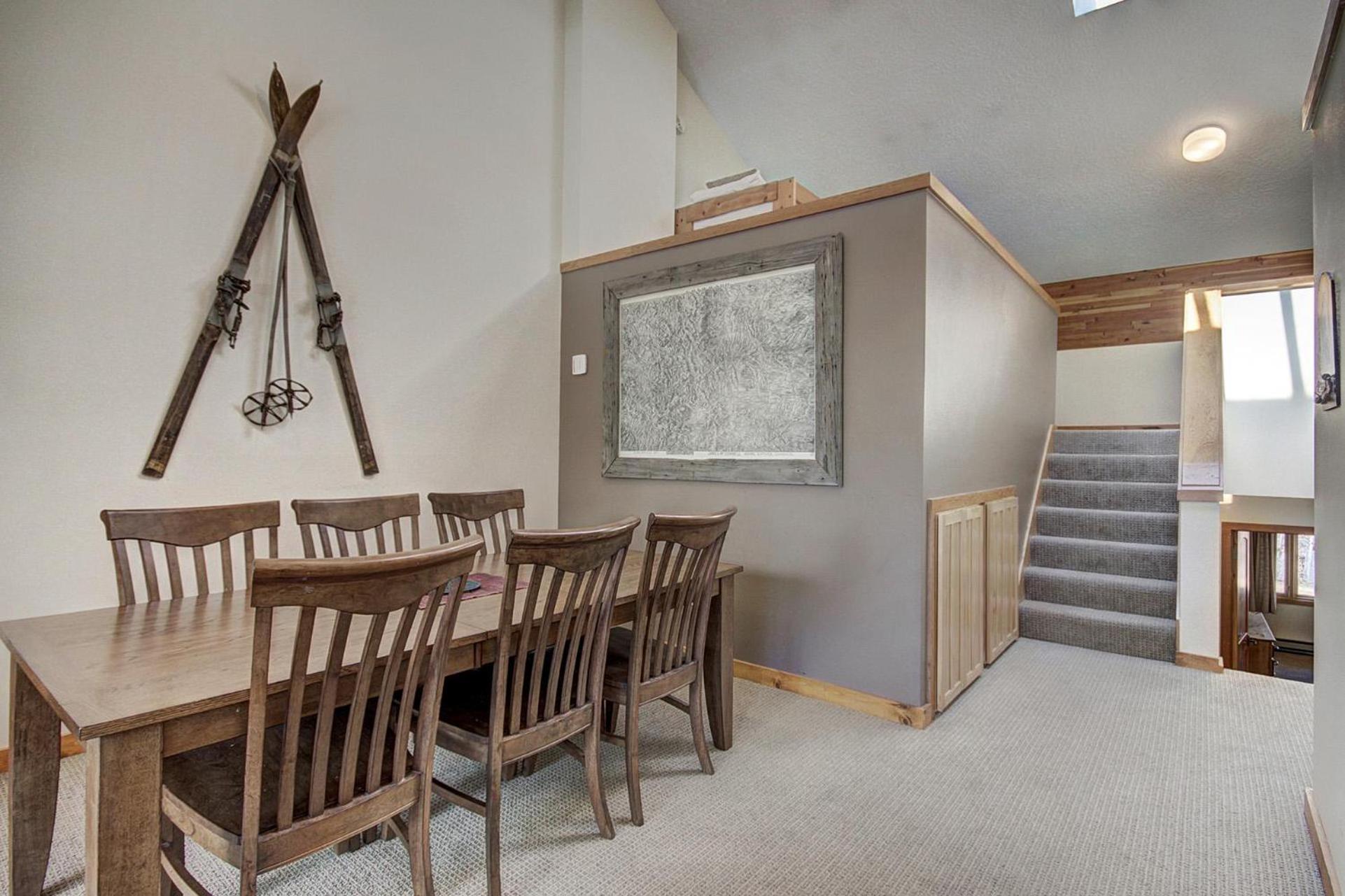 1733 Lenawee Condo