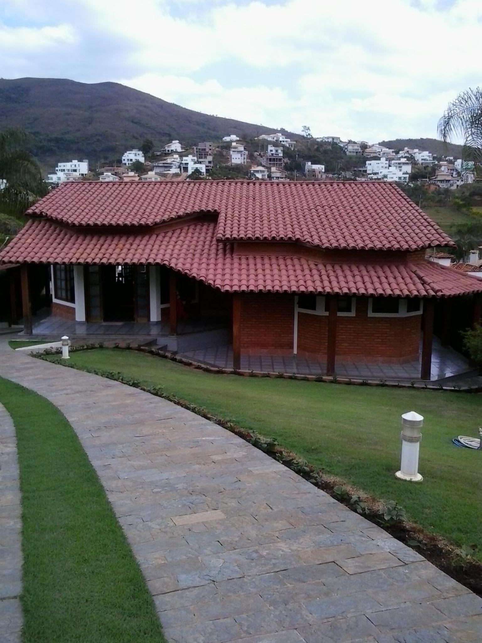 Casa Condominio Escarpas do Lago em Capitólio MG
