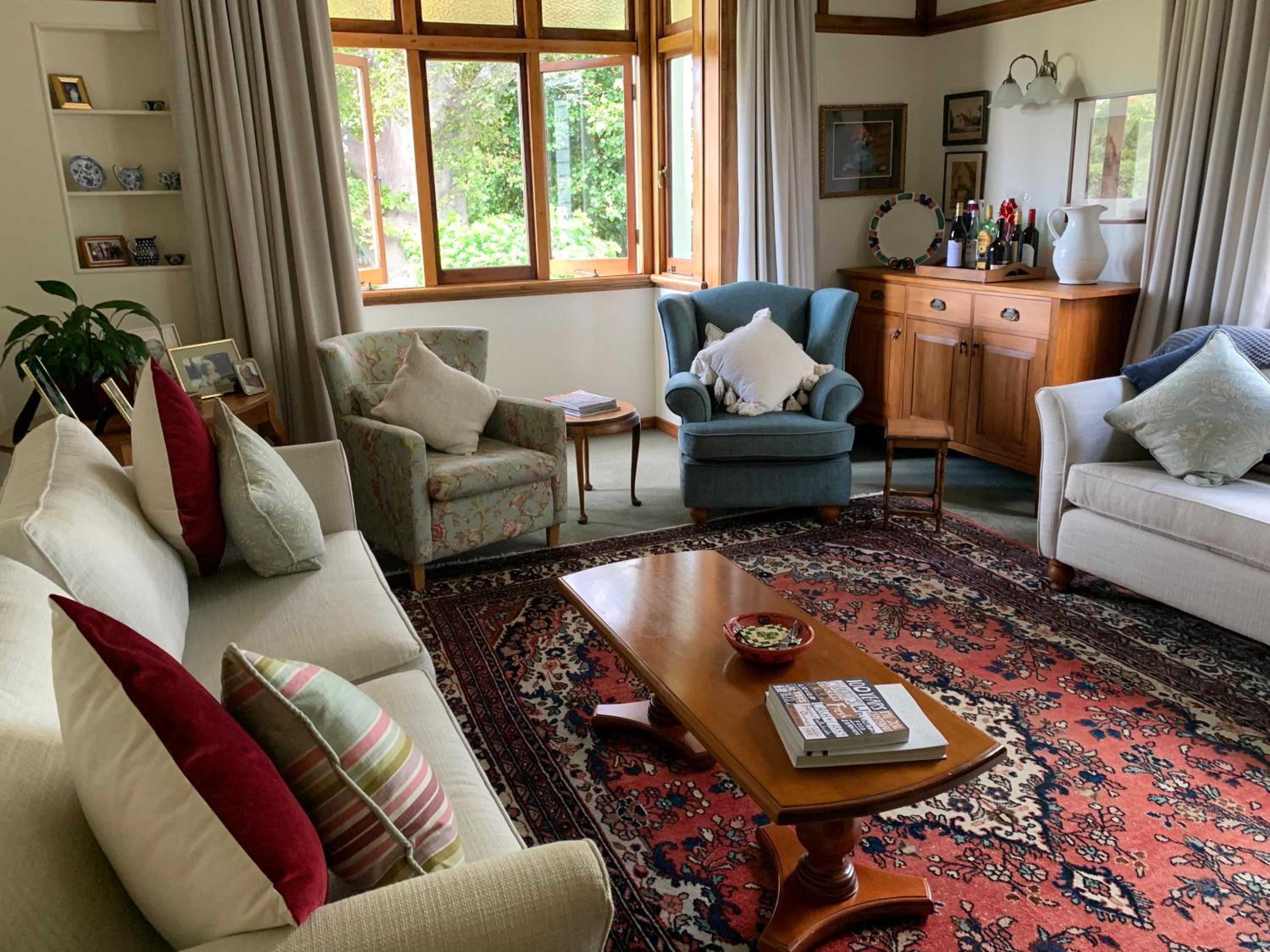 Hawkes Bay Villa-Beechwood