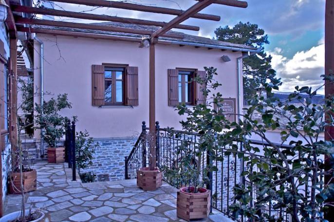 Archontiko Papoutsi Pelion view 4