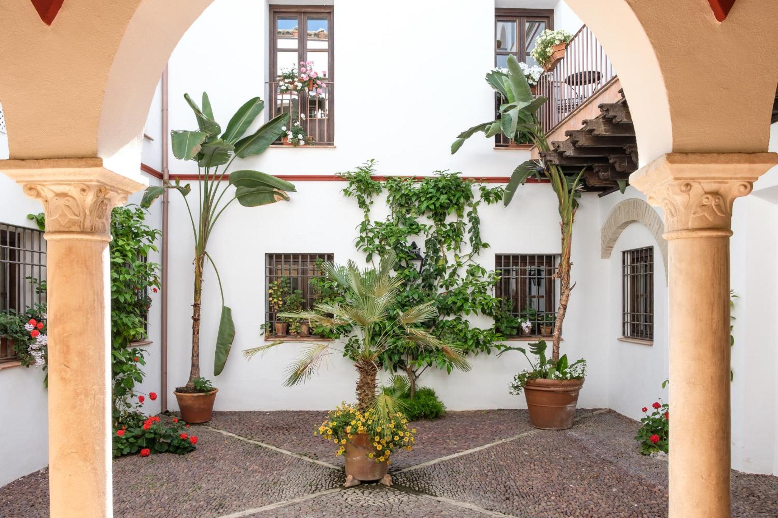 Apartamentos Los Patios de la Judería