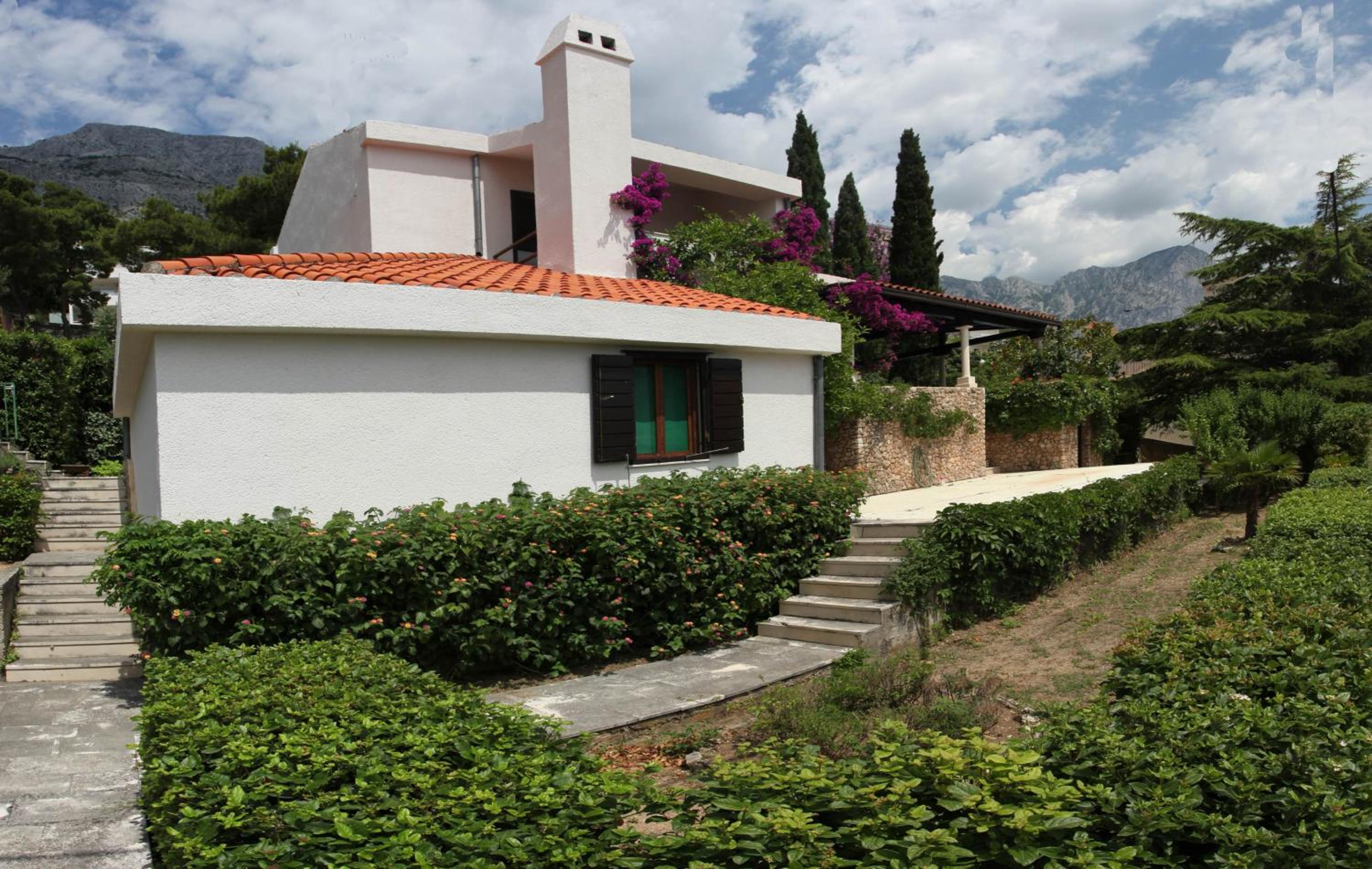 Villa Skalinada - Pool, Sea View & Private Path to Beach I Baška Voda