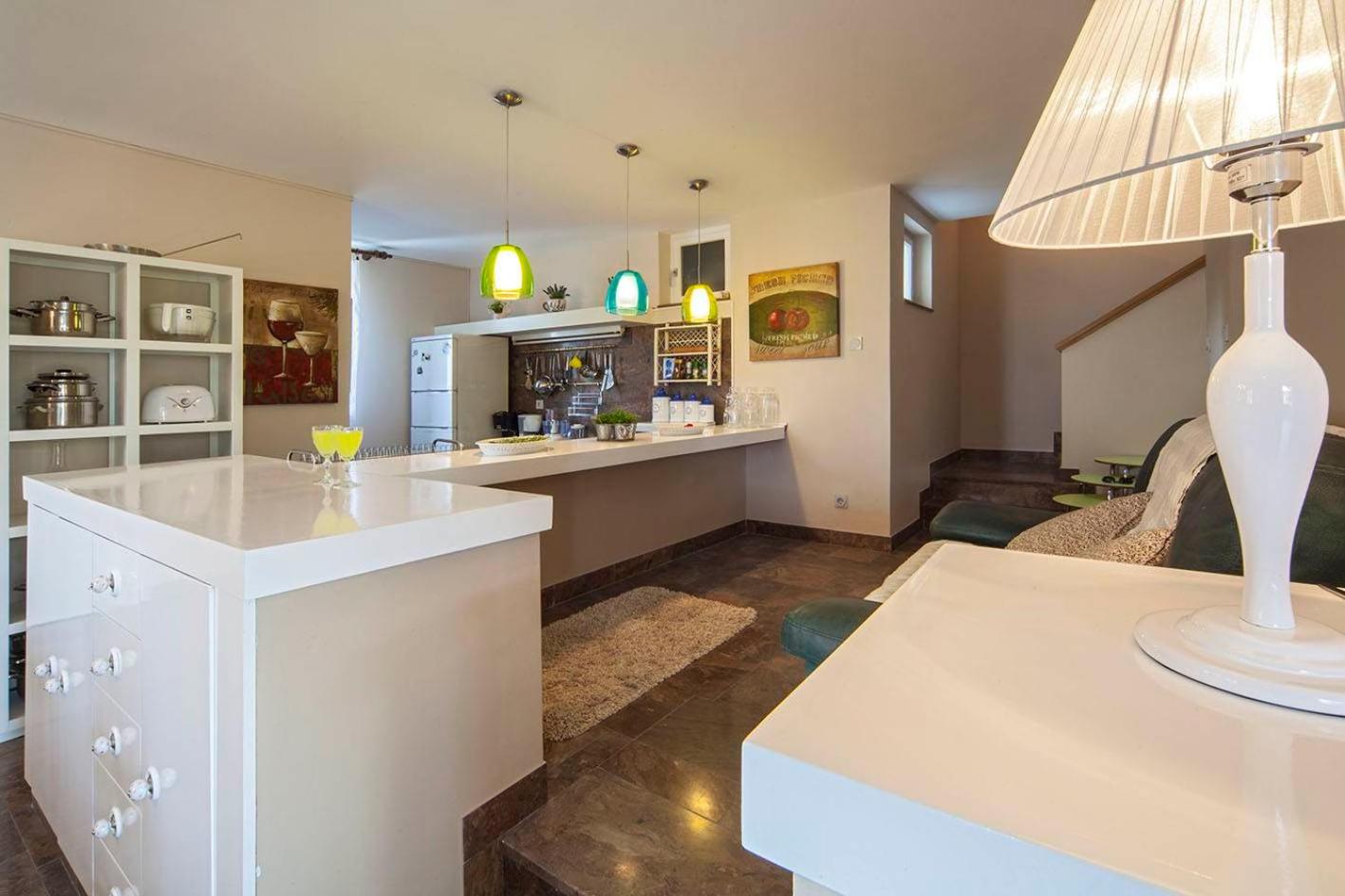 Villa Skalinada - Pool, Sea View & Private Path to Beach I Baška Voda