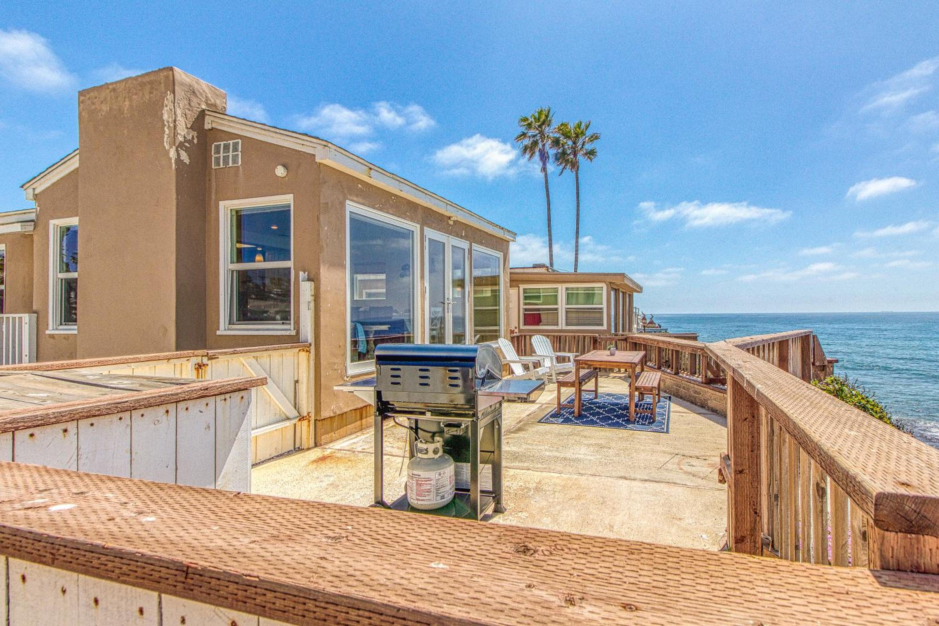 Ocean Beach Cliffs Sanctuary Oceanfront view 4