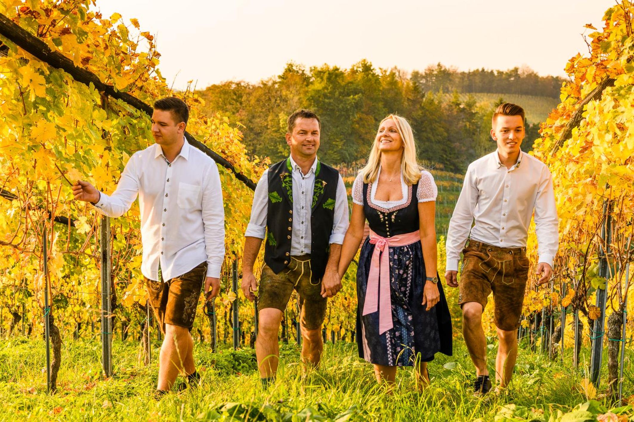 Weingut-Wohlfühlzimmer Adam-Lieleg