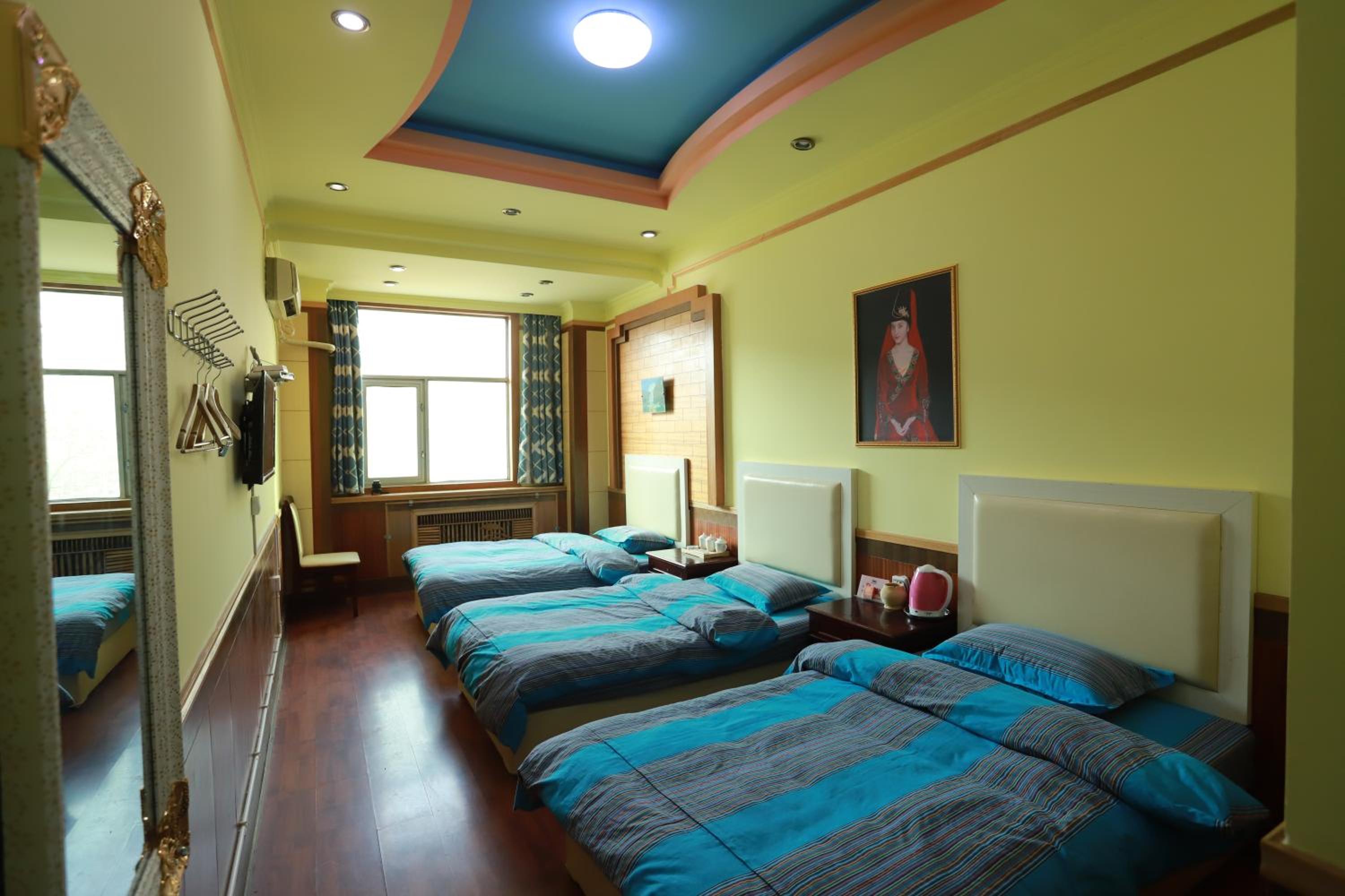Kashi Maitian Youth Hostel