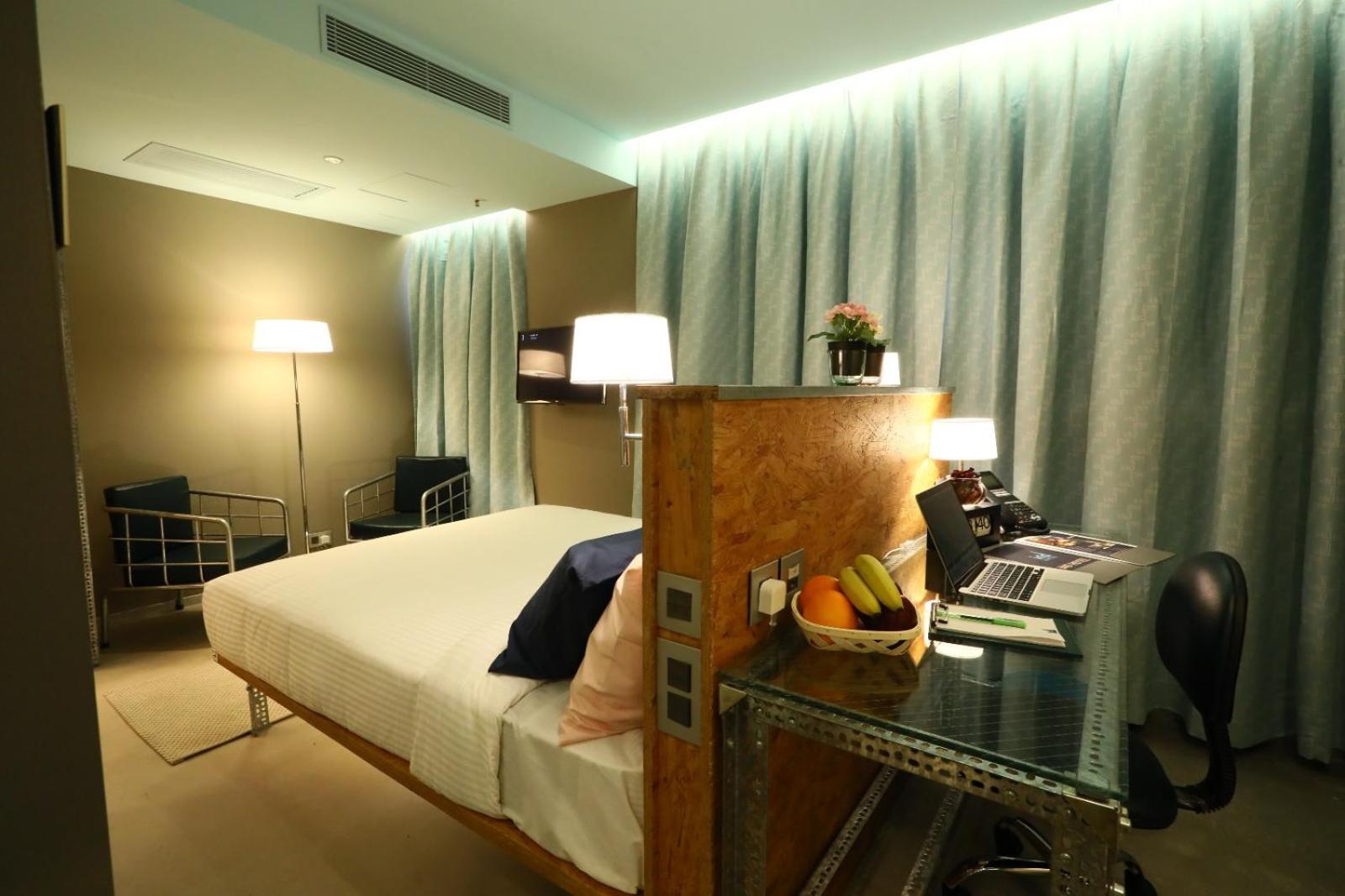 IND Hotel