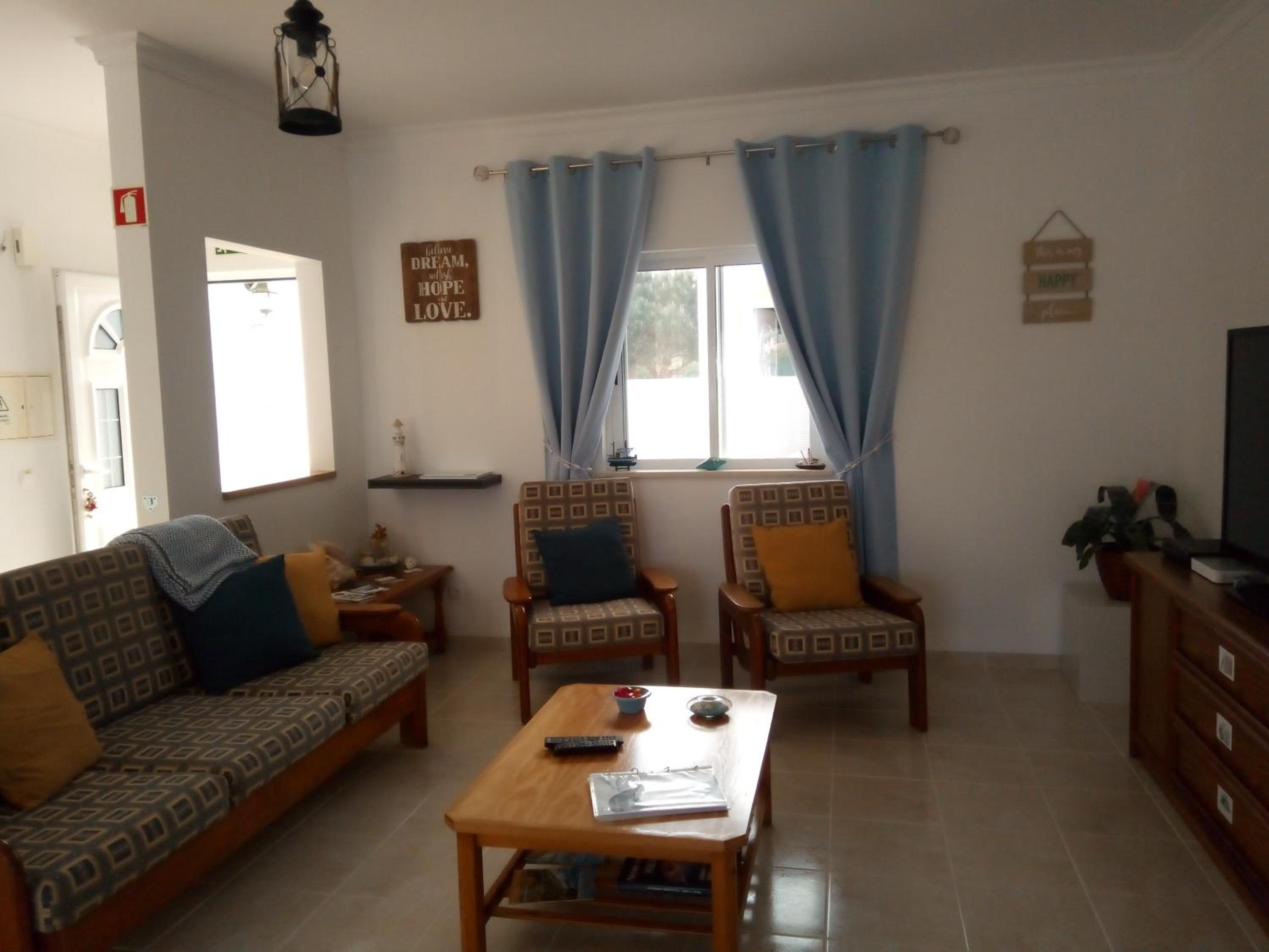 Azimute Guest House