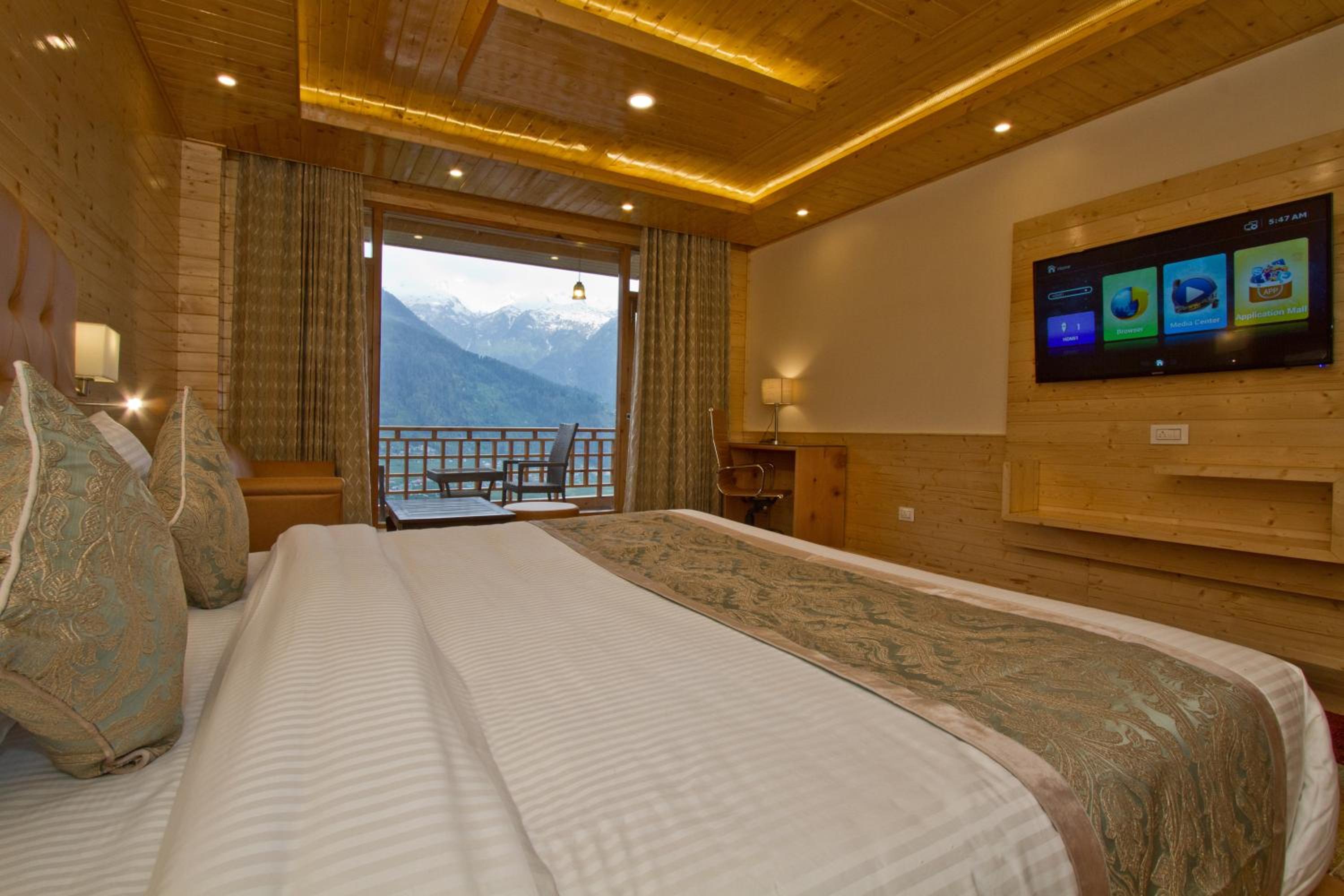 The Holiday Villa Resorts & Spa