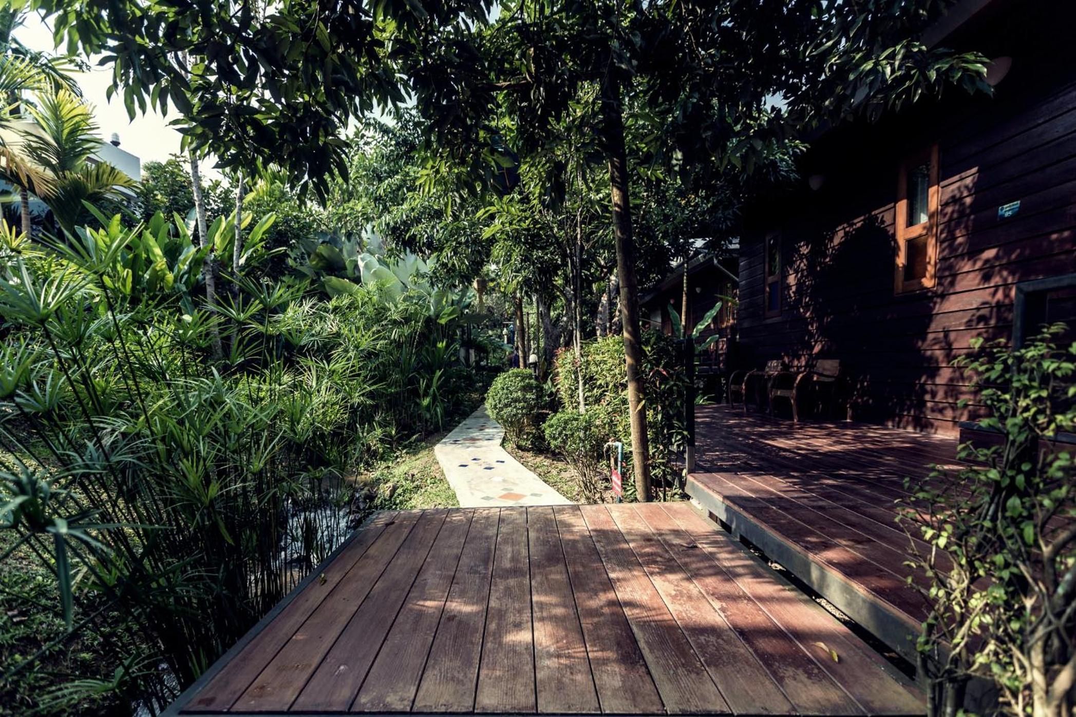 Buraphat Resort