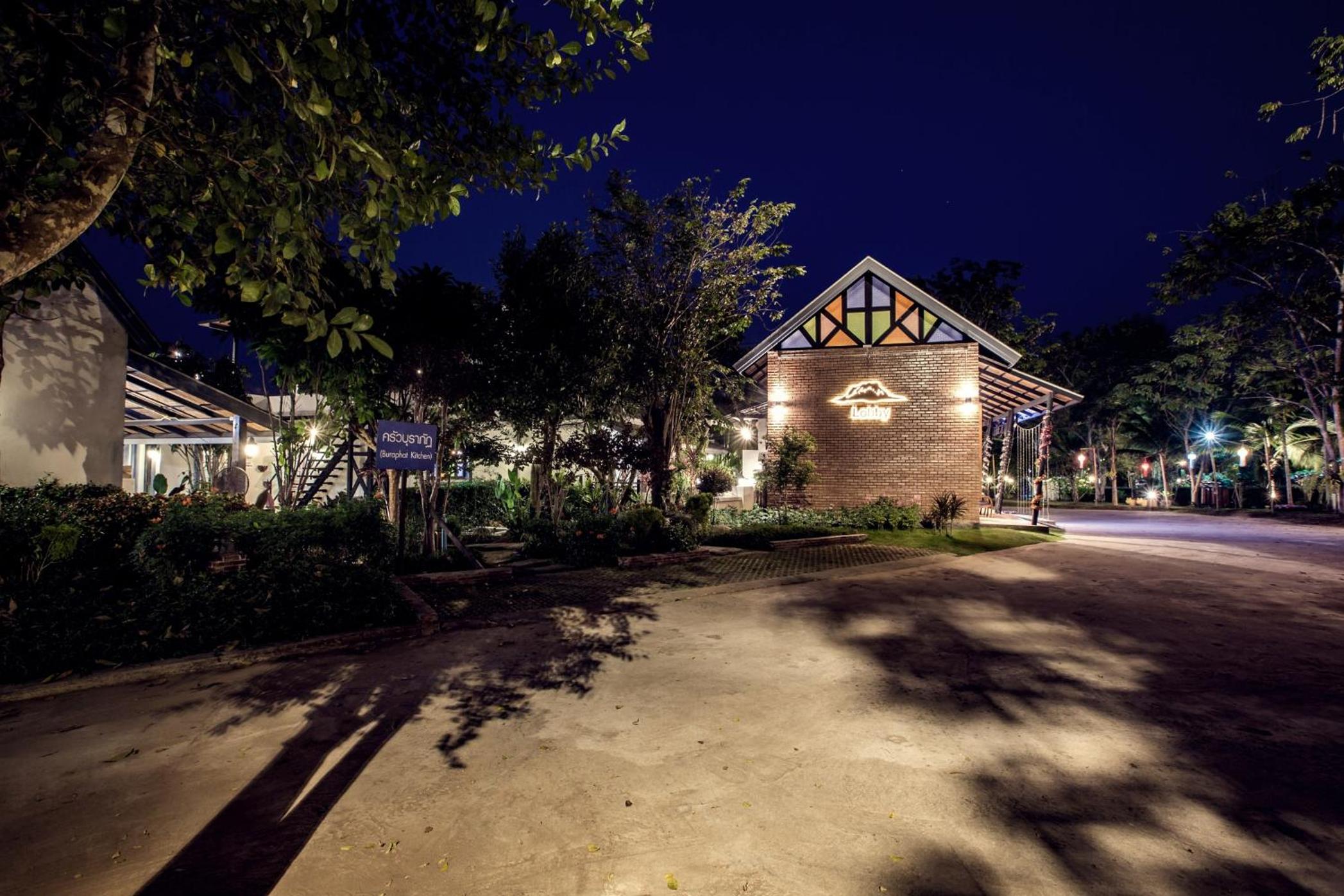 Buraphat Resort