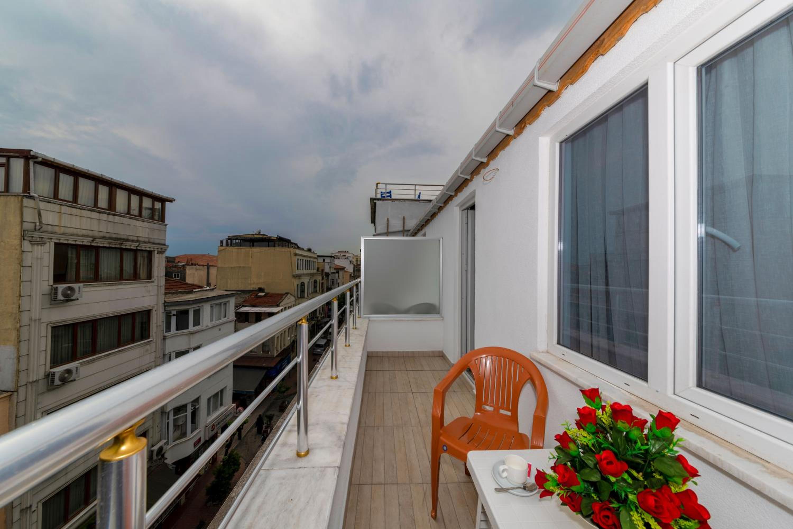 Raimond Otel - Image 34