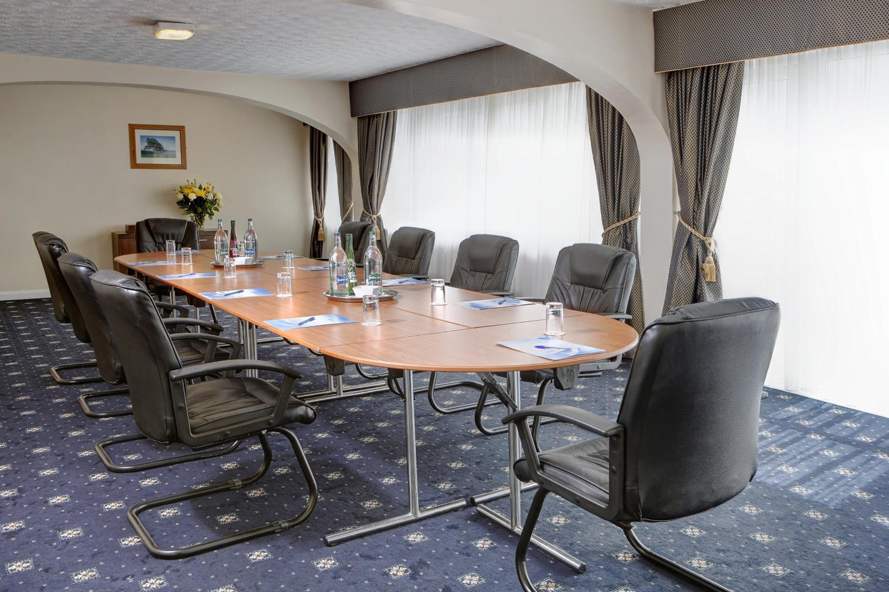 Bridgend Vacations - Best Western Premier Heronston Hotel  Spa - Property Image 1