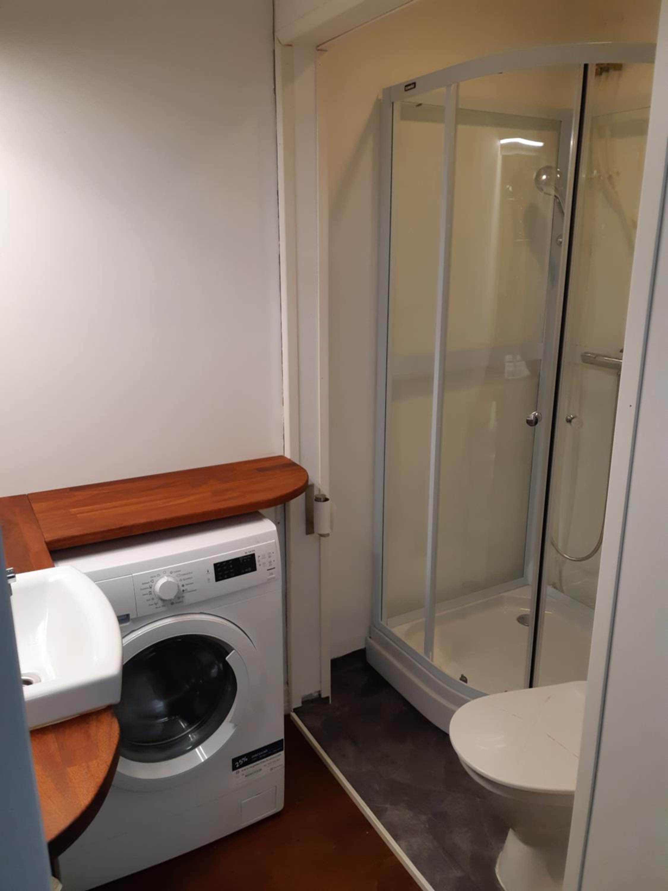 ilmastoitu asunto vanhassa talossa - Airconditioned apartment at the heart of Turku view 5