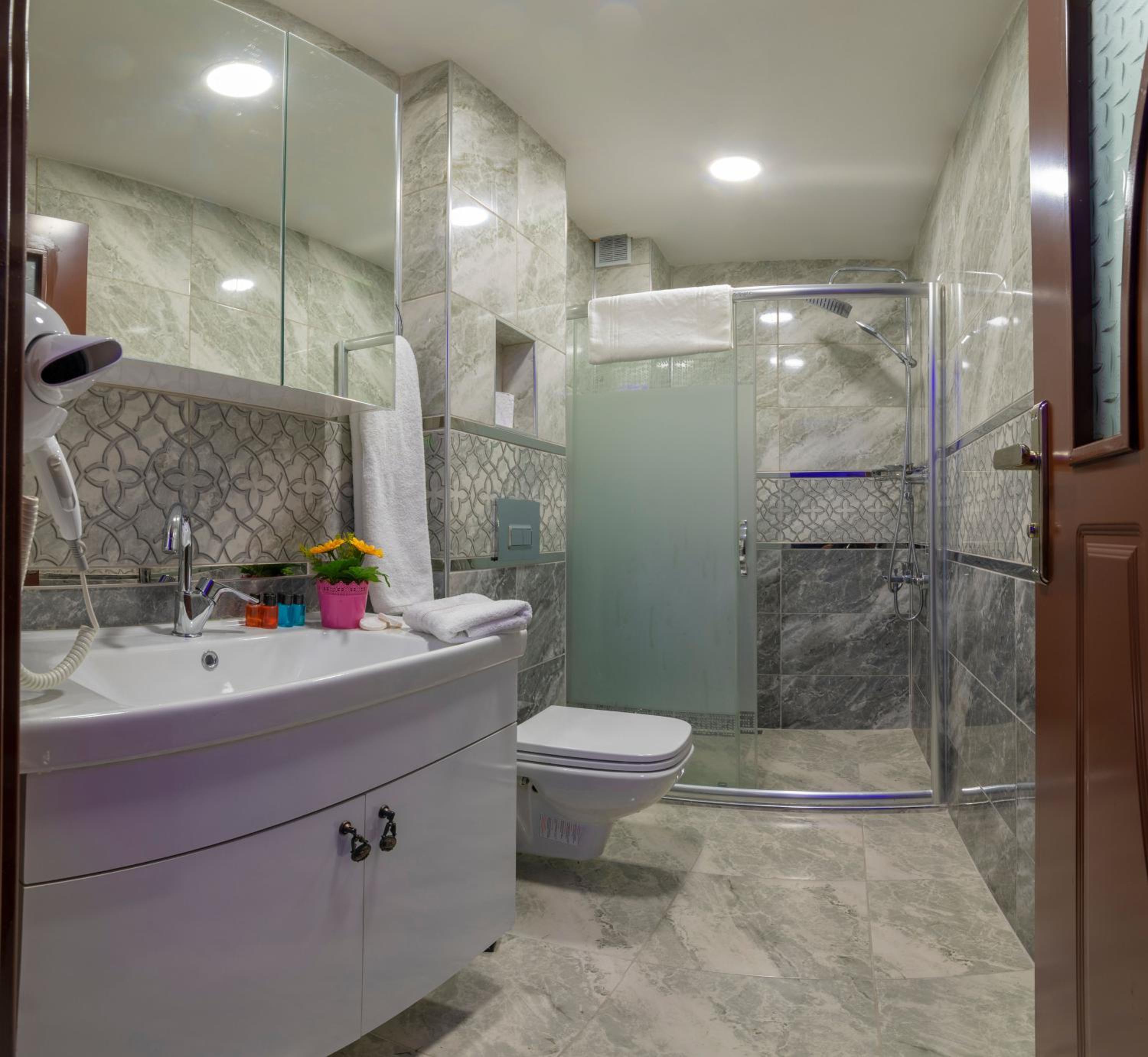 Raimond Otel - Image 46