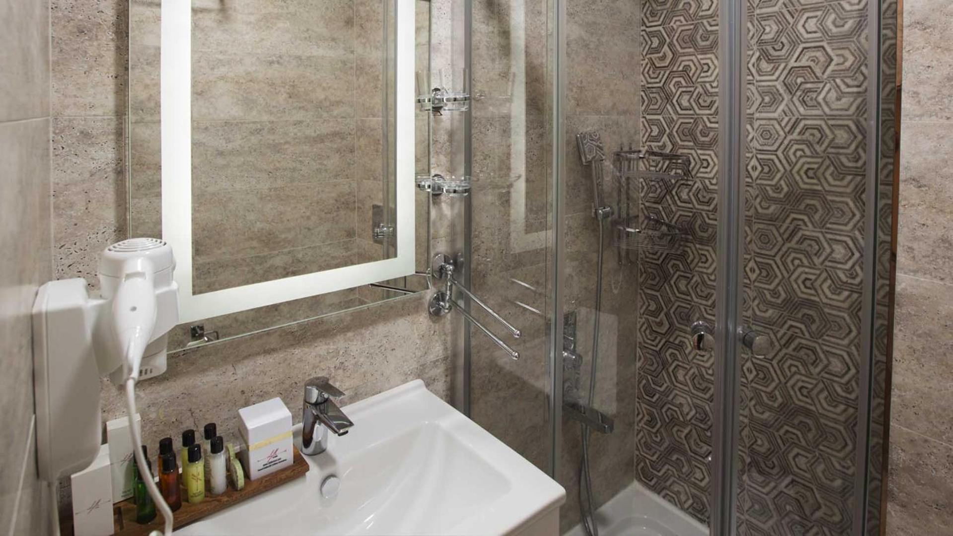 Idylle Hotel - Image 10