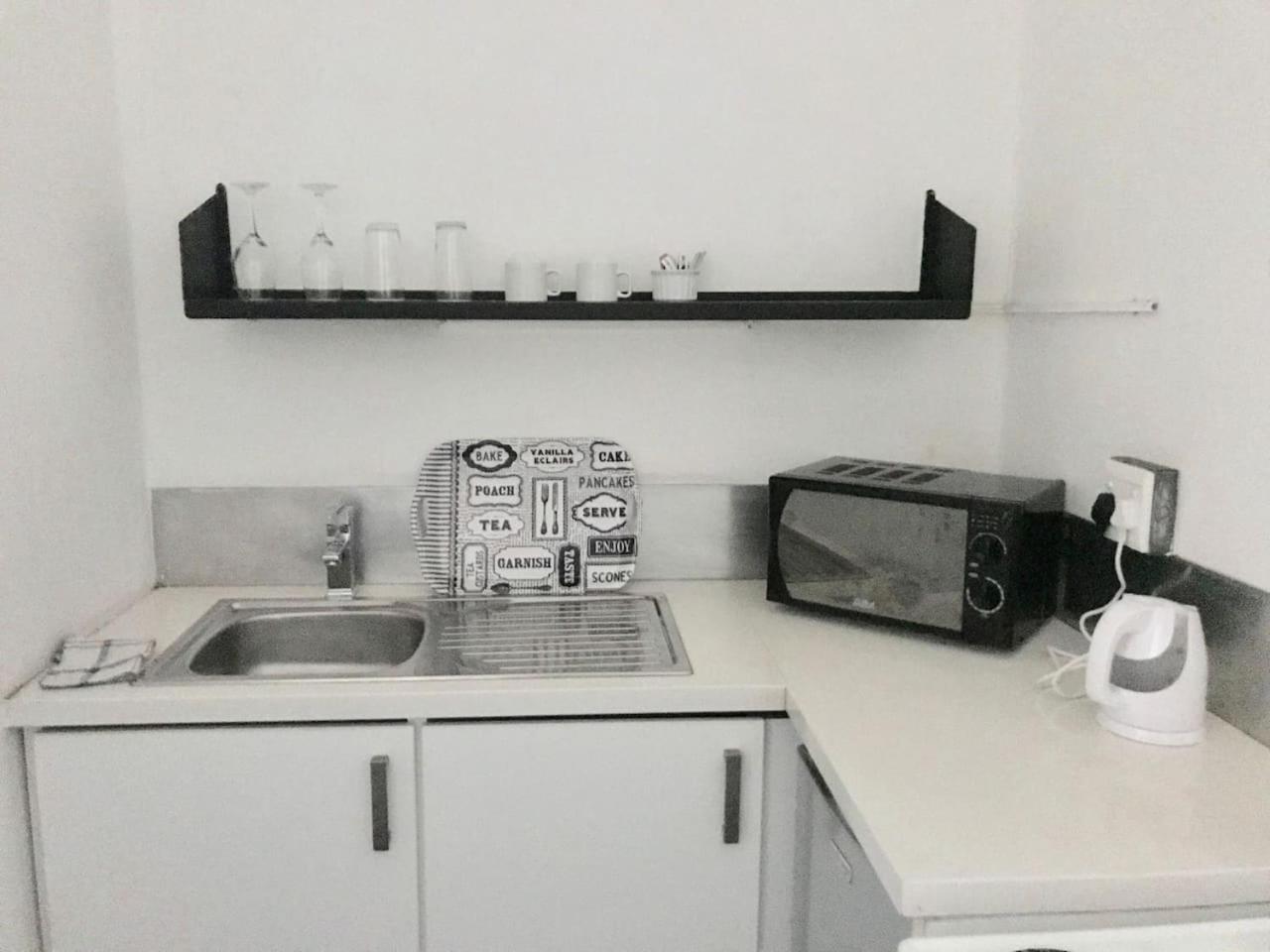 Trendy Art Studio Apartment,Maboneng Joburg