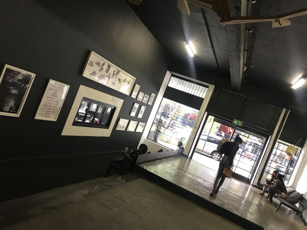 Trendy Art Studio Apartment,Maboneng Joburg