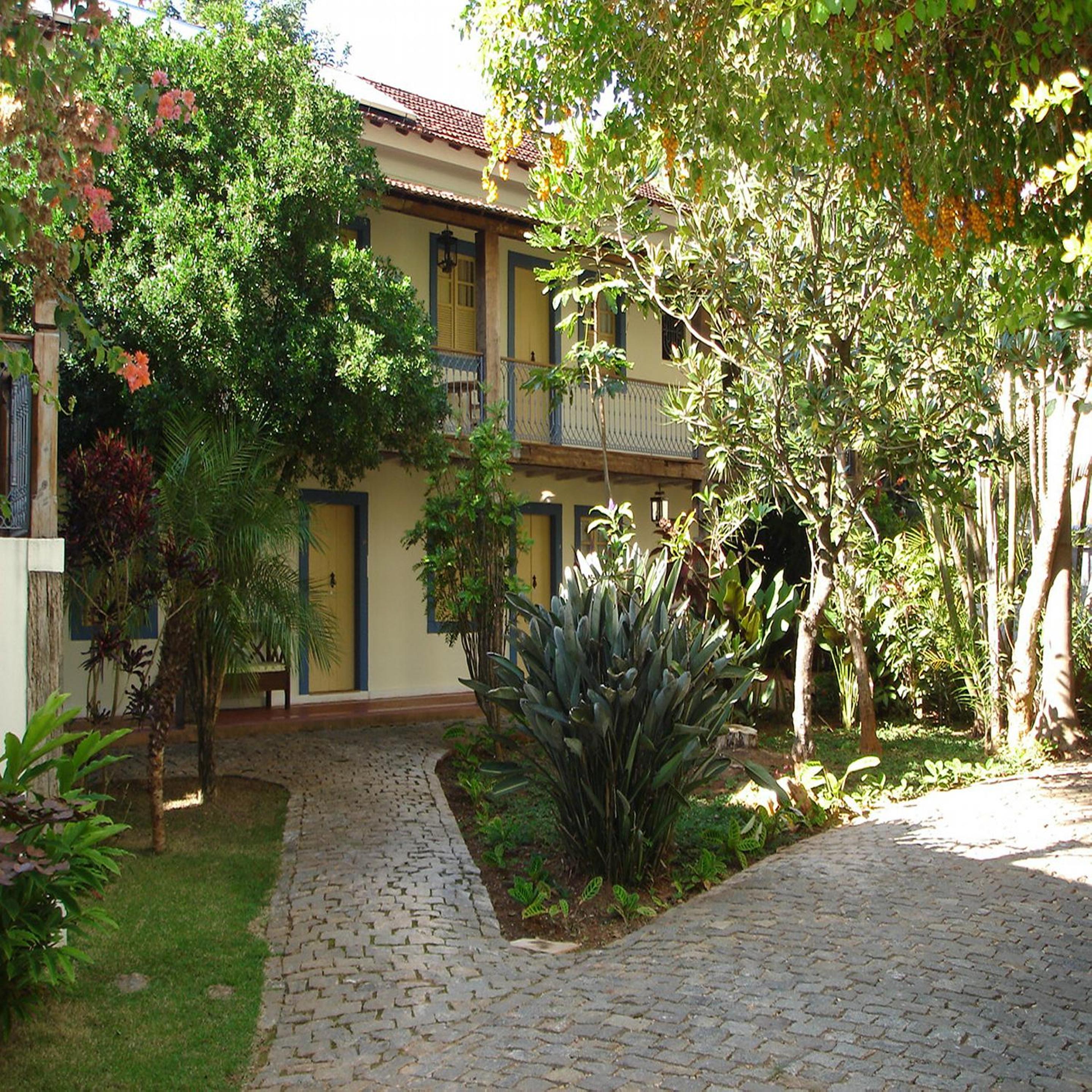 Hotel Pousada Villa Magnolia - Image 1