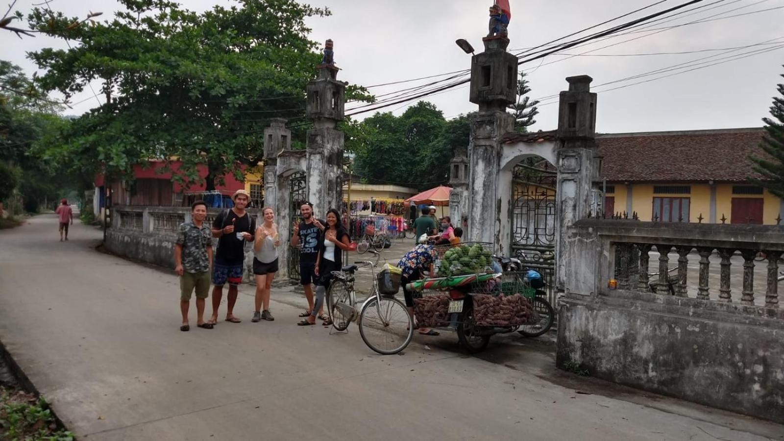 Hang Mua Happiness Homestay