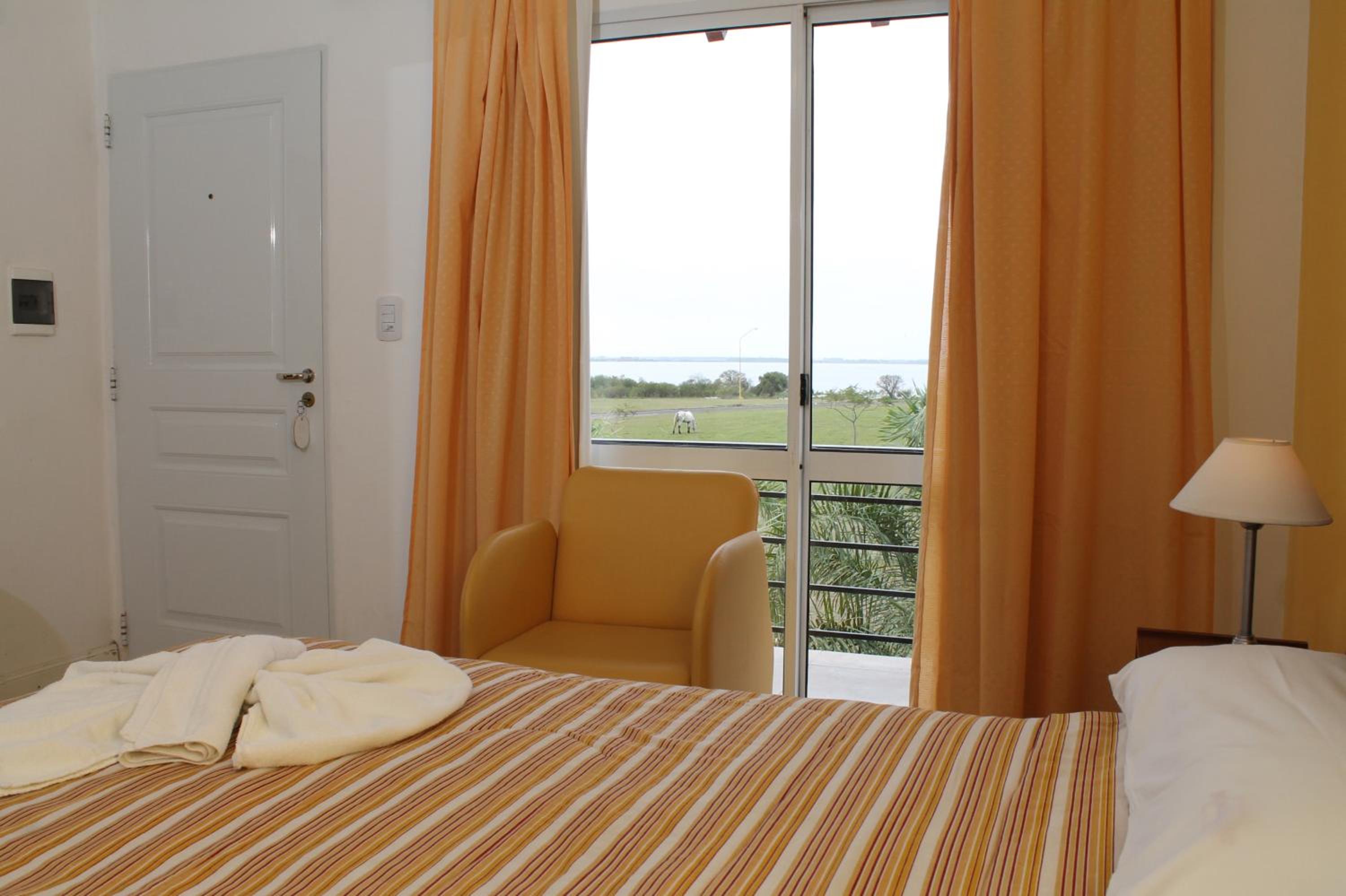 Brisas del Lago Apart y Hotel, photo 39