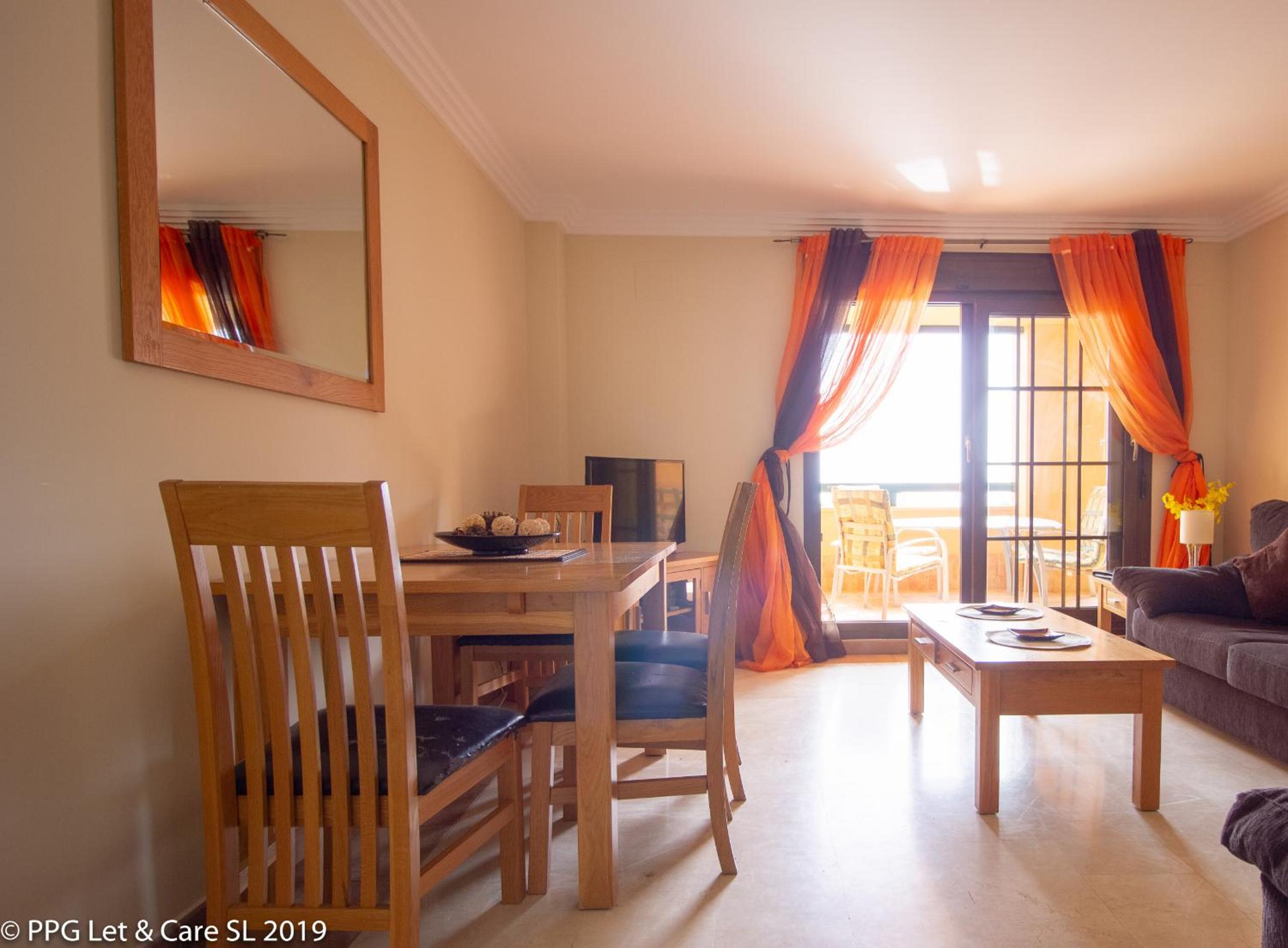 Sea Facing Apartment - Los Albatros - DUF02 view 4