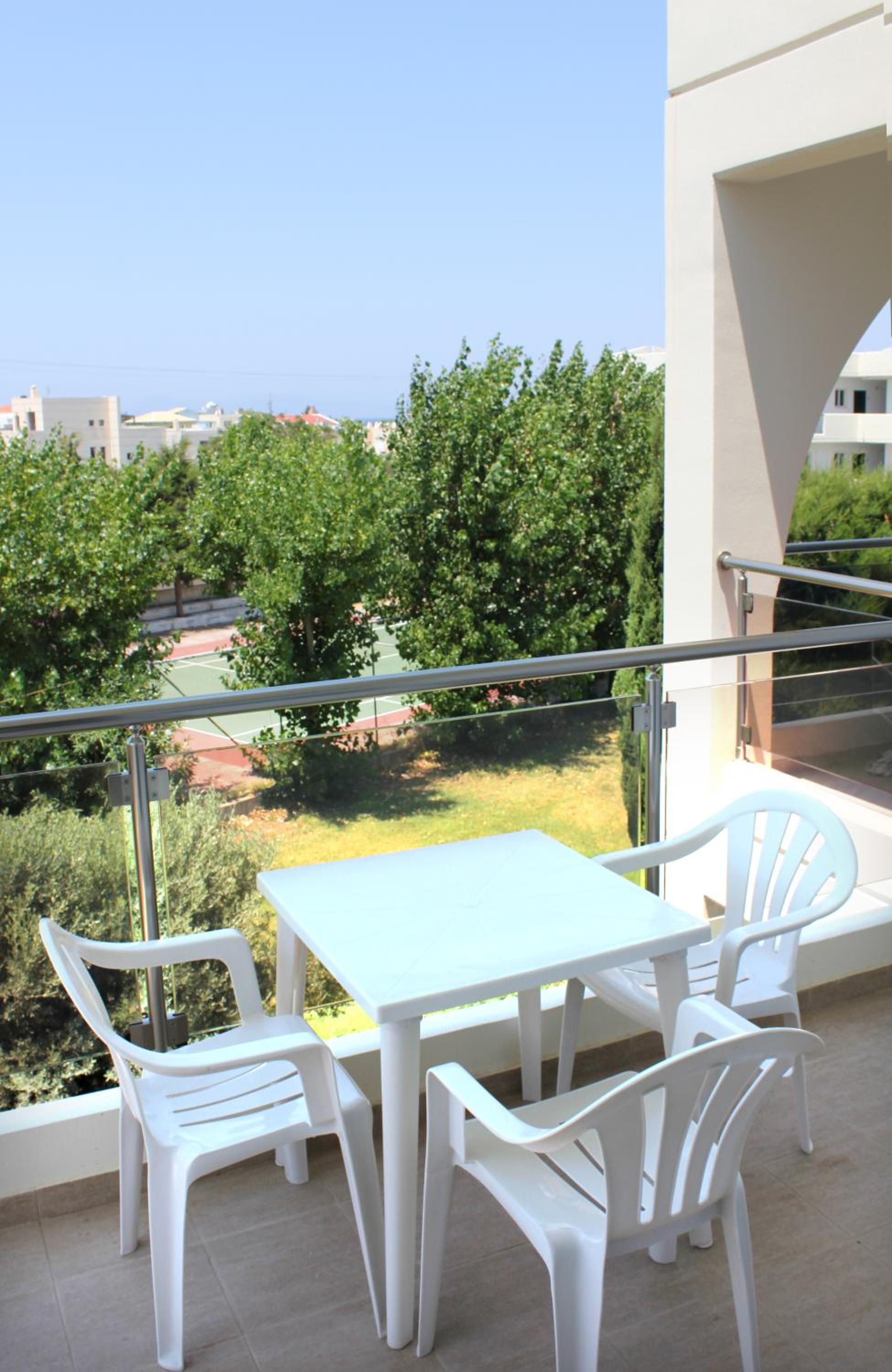 Sea Melody Beach Hotel Apartments