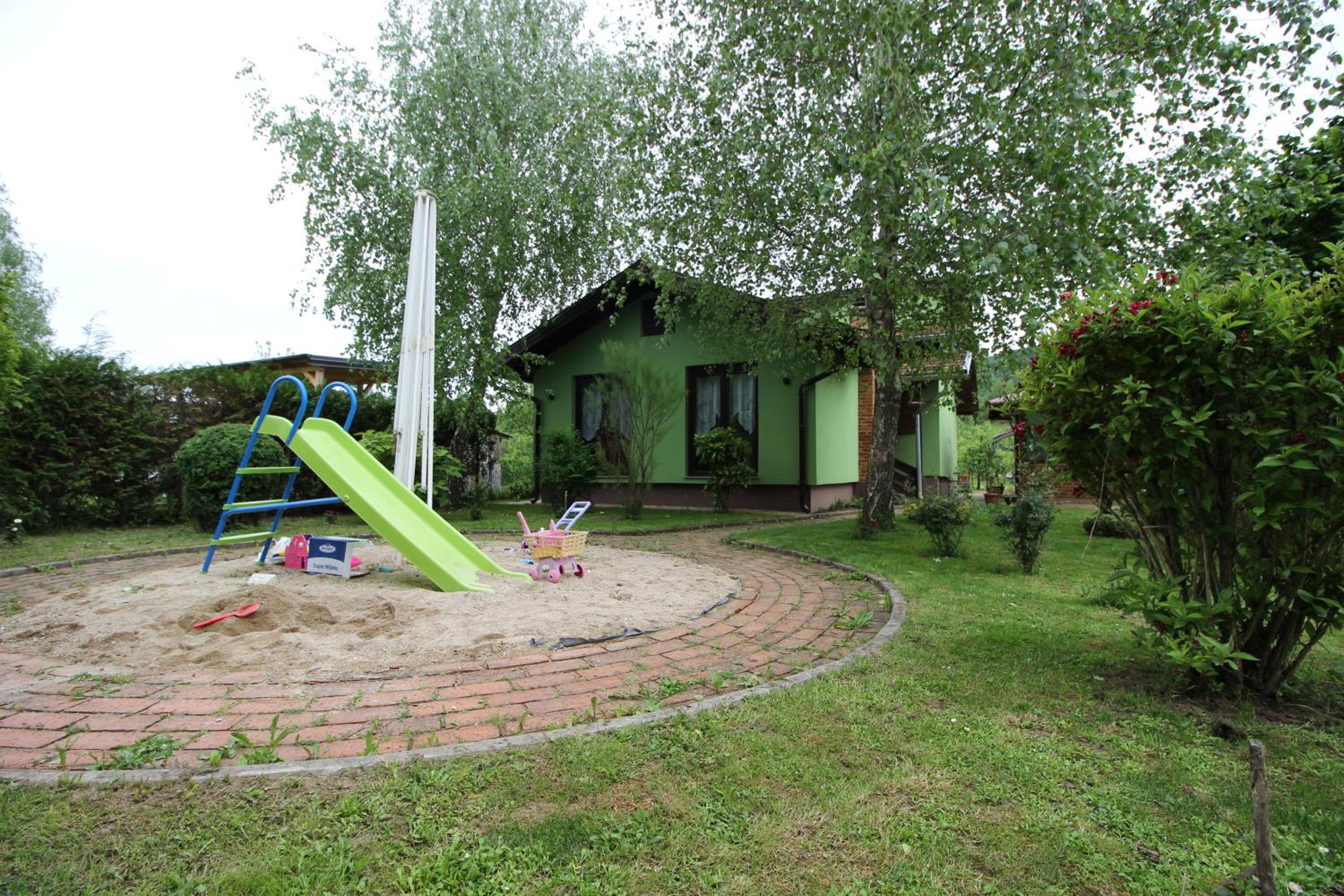 Una Green Garden Residence