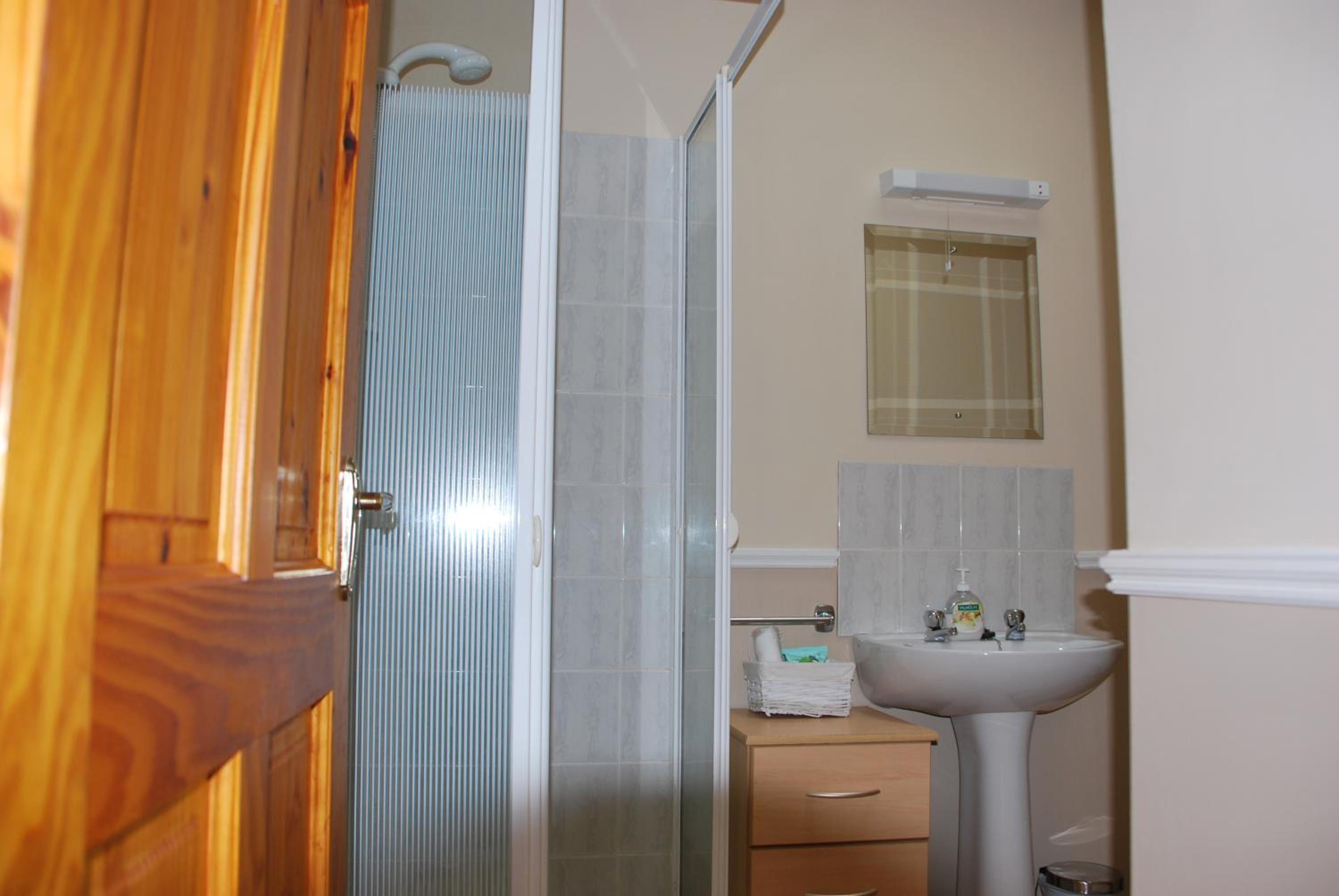 Kemar House post code F26RR28