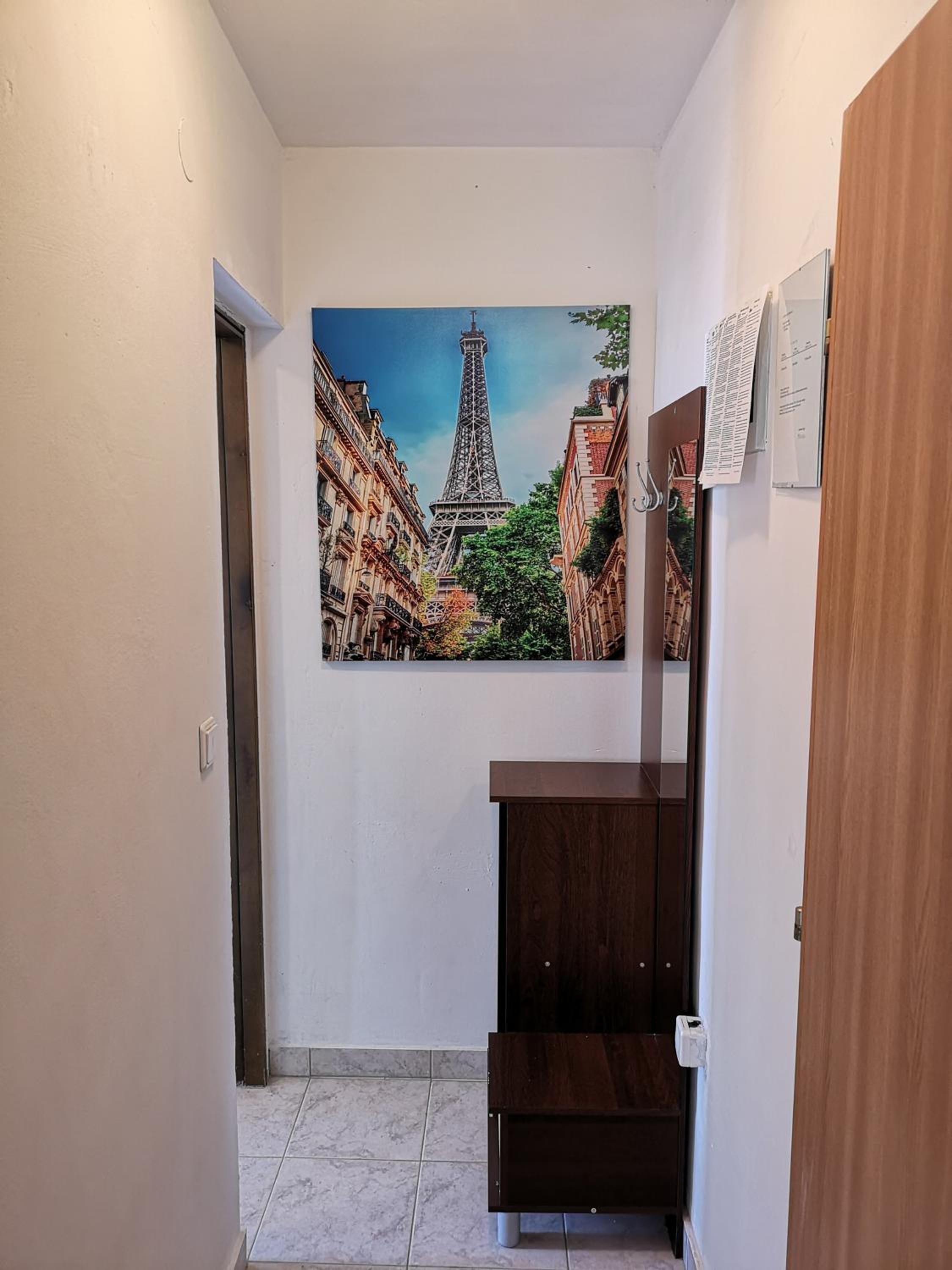 Rooms & Apartment Hegic with parking