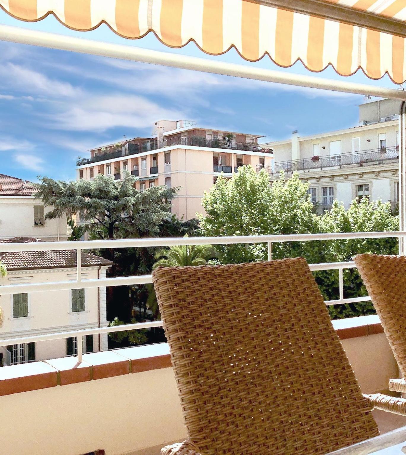 Garibaldi - Sanremo city center view 3