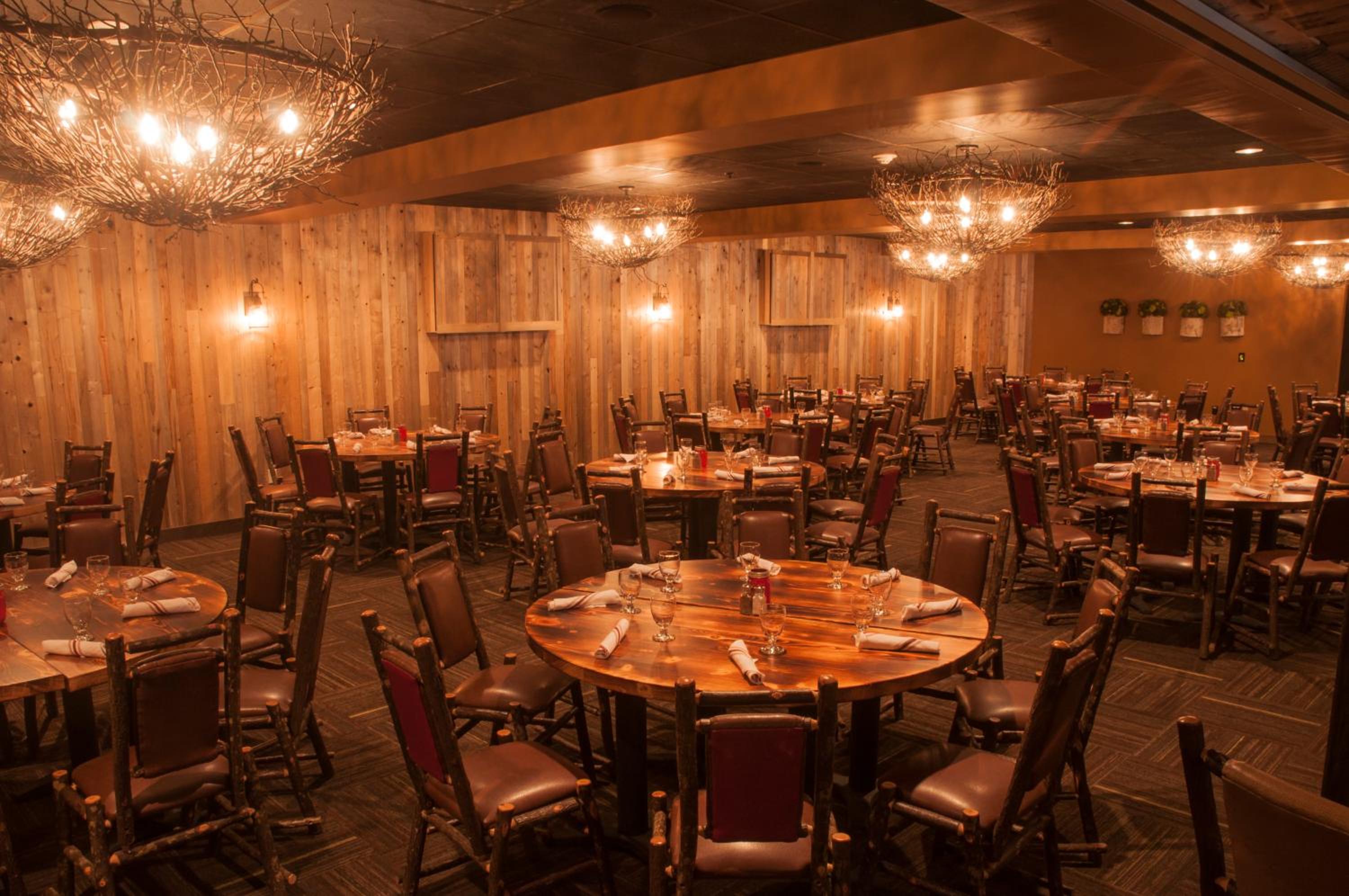 Grand Summit Hotel