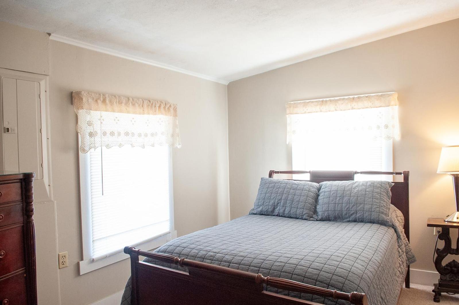 The Wolf Manor view 3