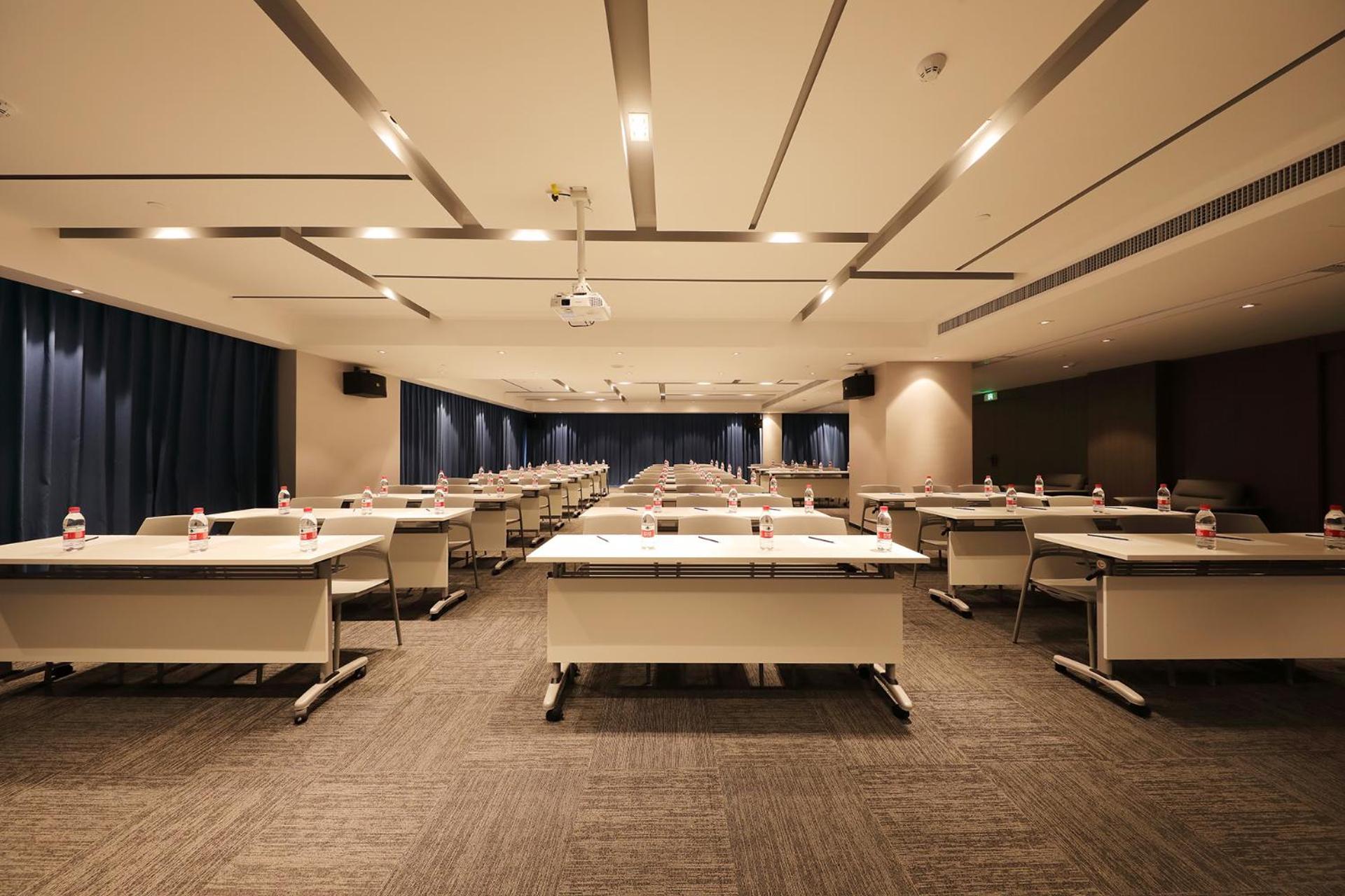 Hampton By Hilton Hangzhou Future Sign Technology City