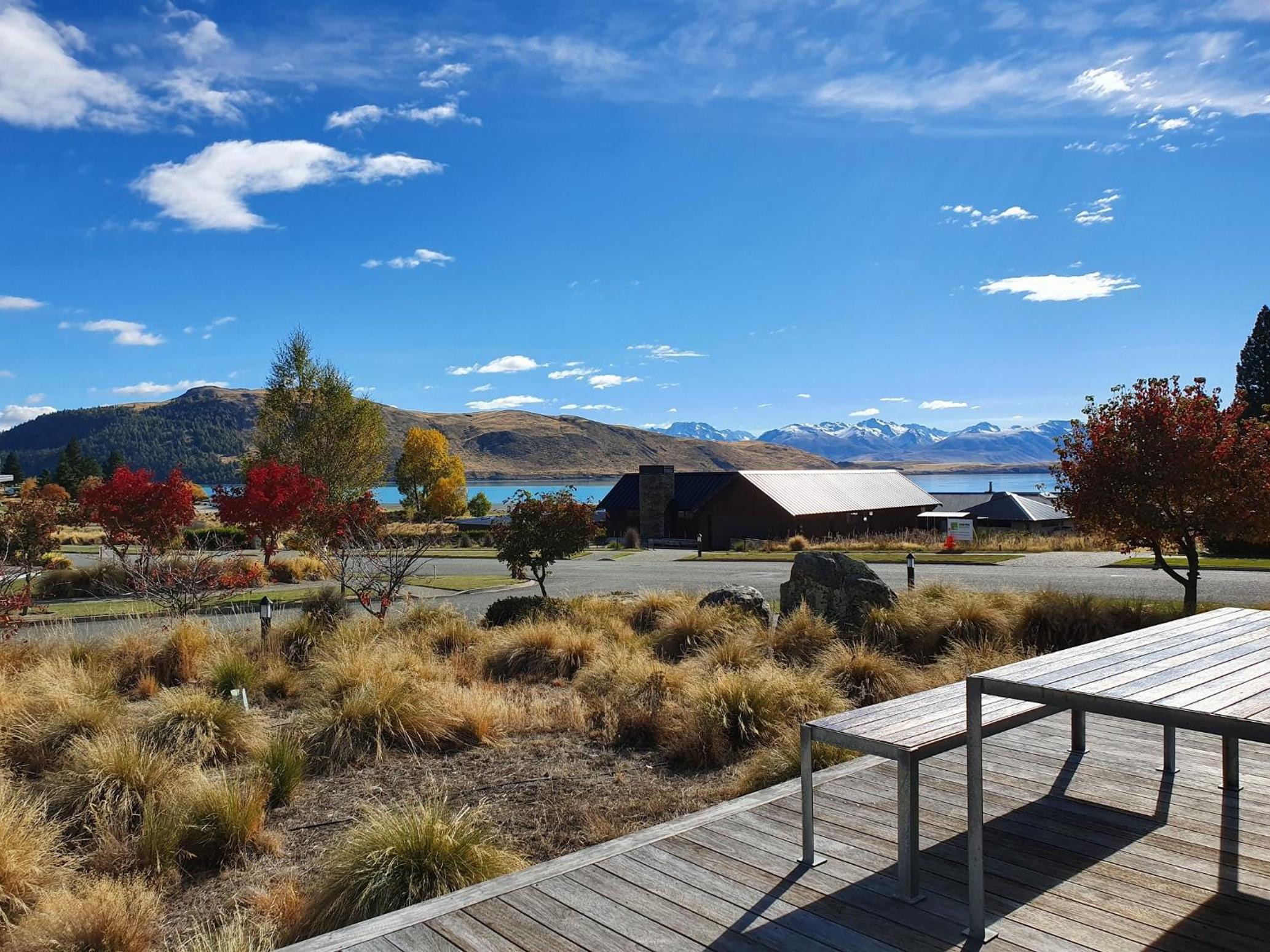 Loch View - Lake Tekapo view 2