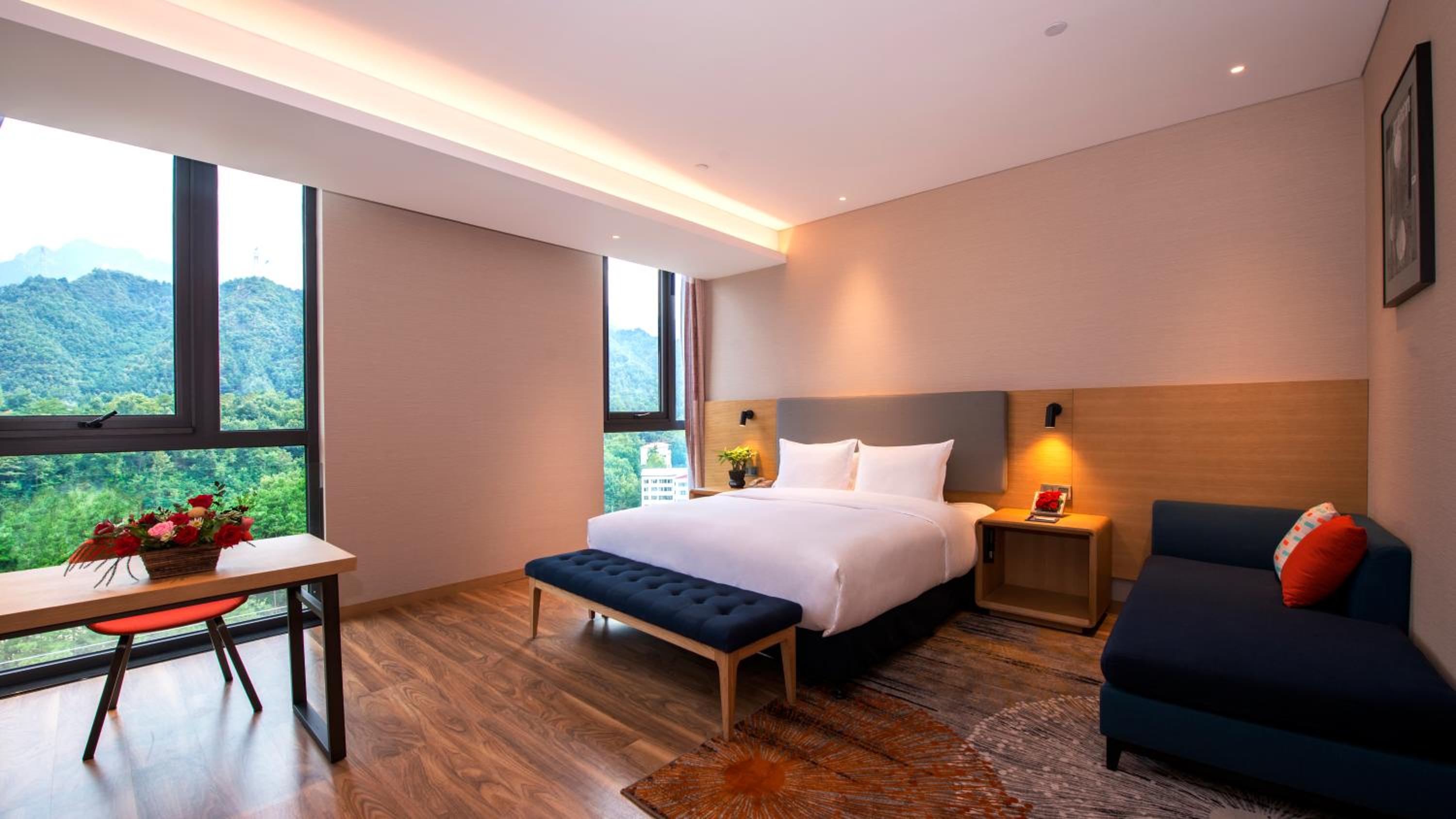 Holiday Inn Express Luanchuan by IHG
