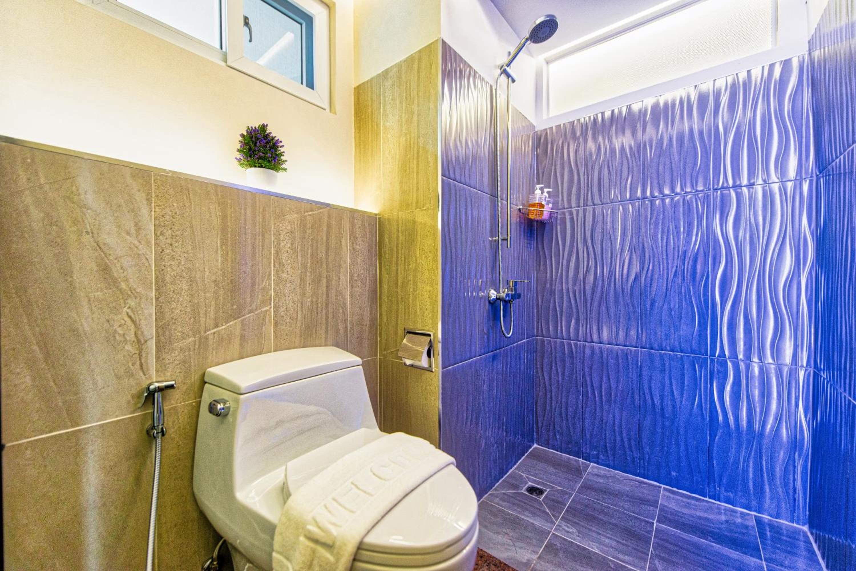 Viengping Mansion Chiang Mai - Heart of Nimman, Shopping & Cafes
