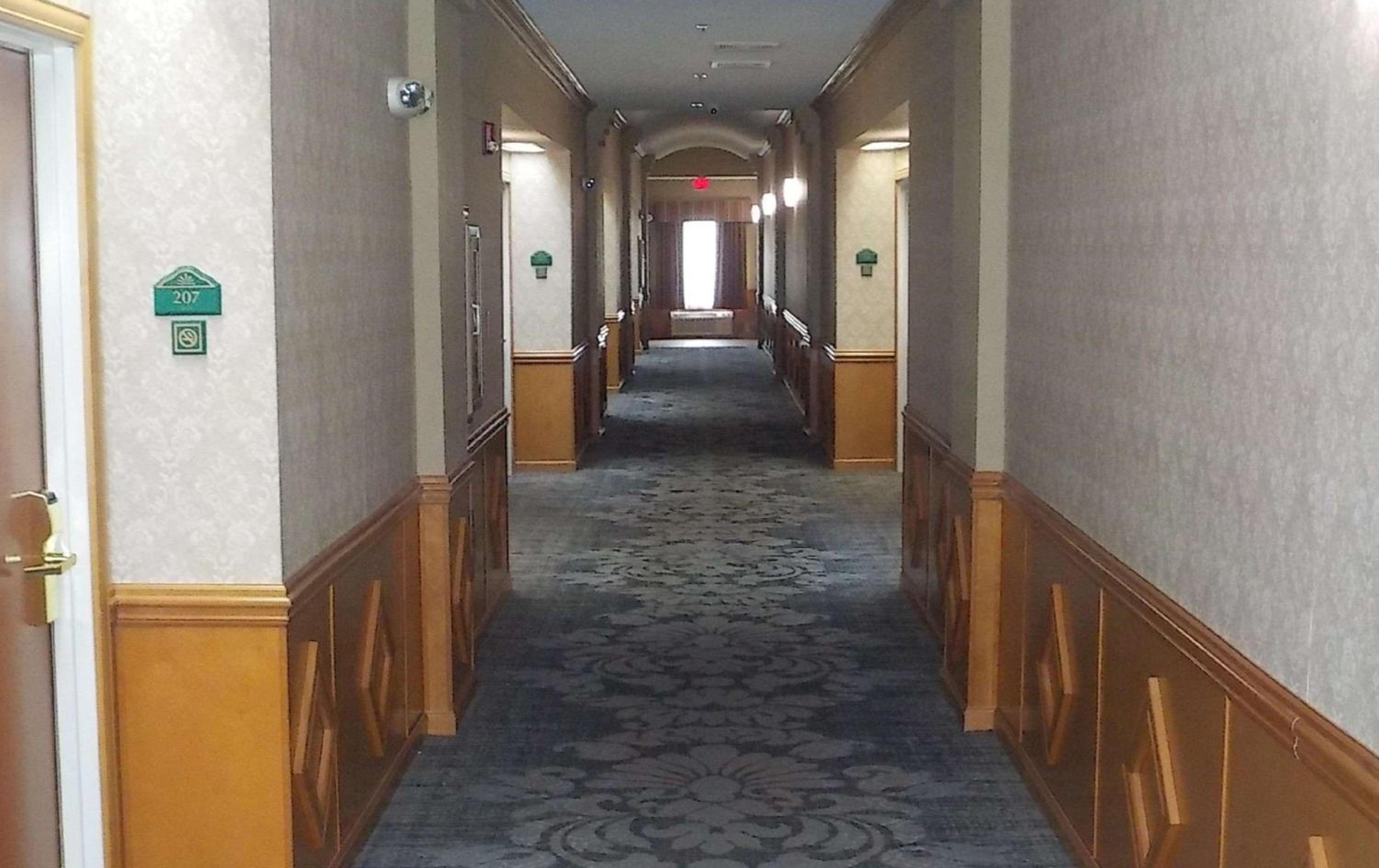 Warner Robins Vacations - SureStay Plus Hotel by Best Western Warner Robins AFB - Property Image 8