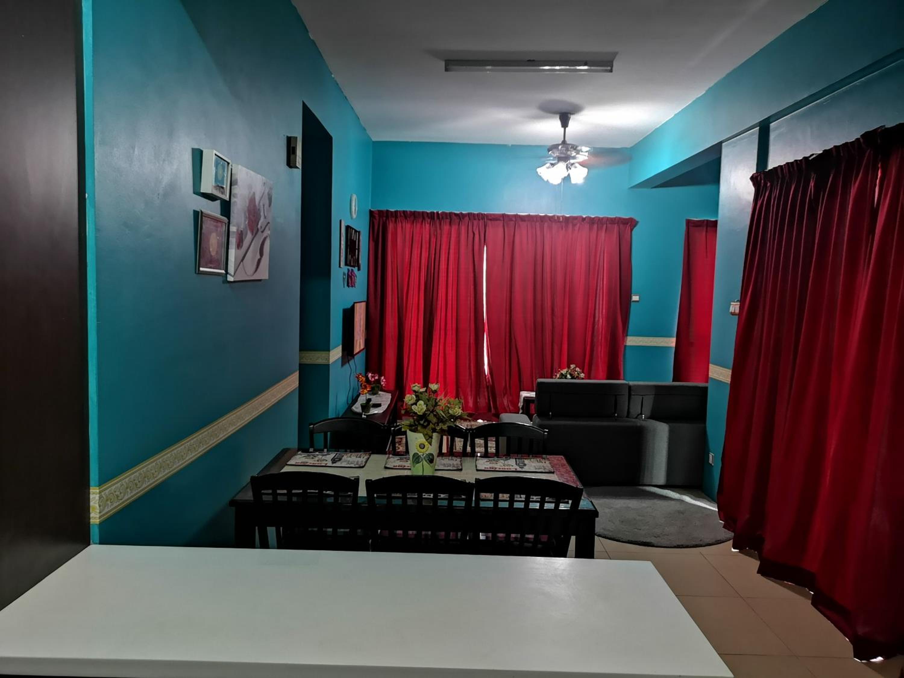 NAZMI & LINDA CAMERON HOMESTAY photo 4