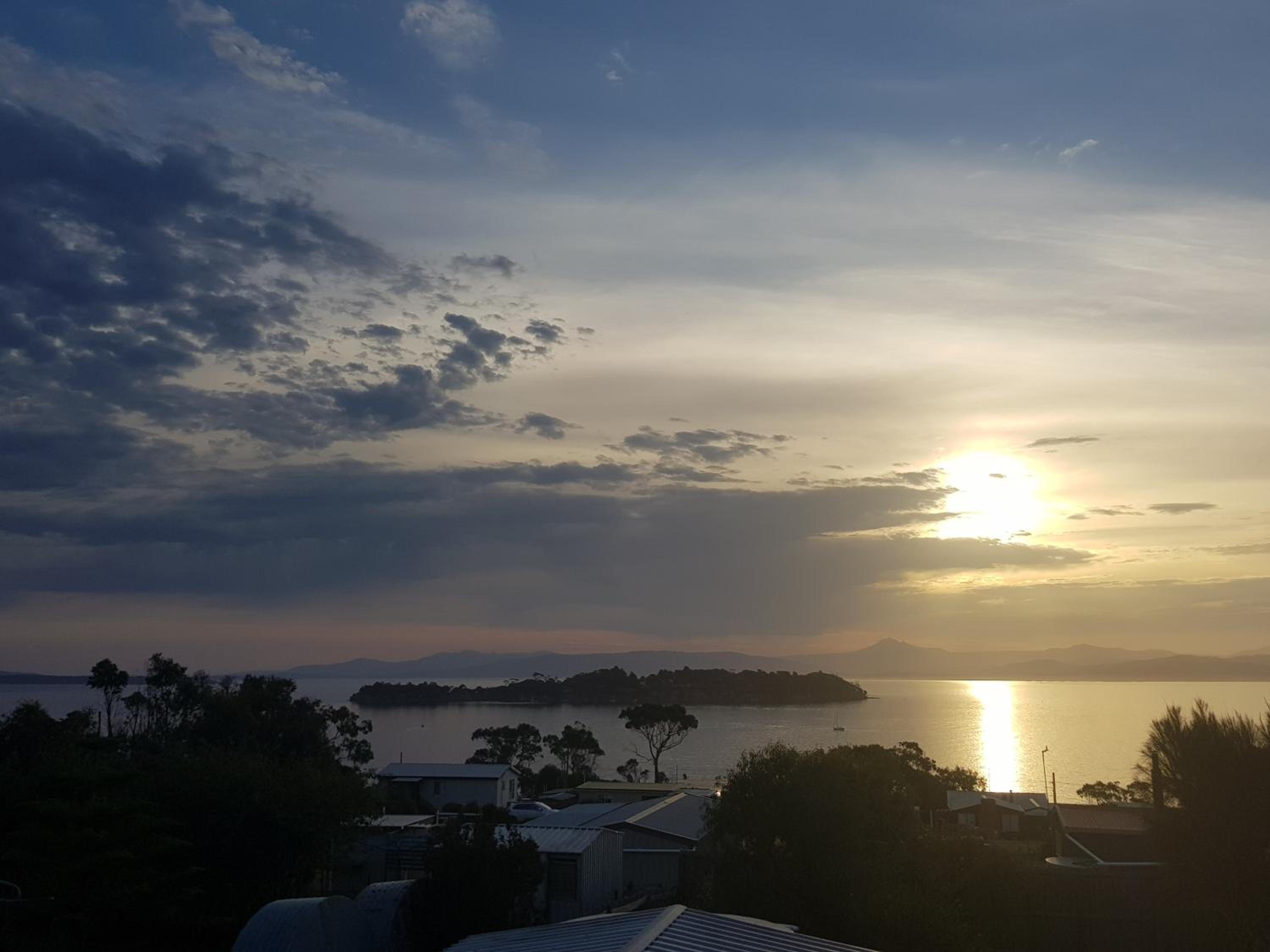 Discover Bruny Island Holiday Accommodation